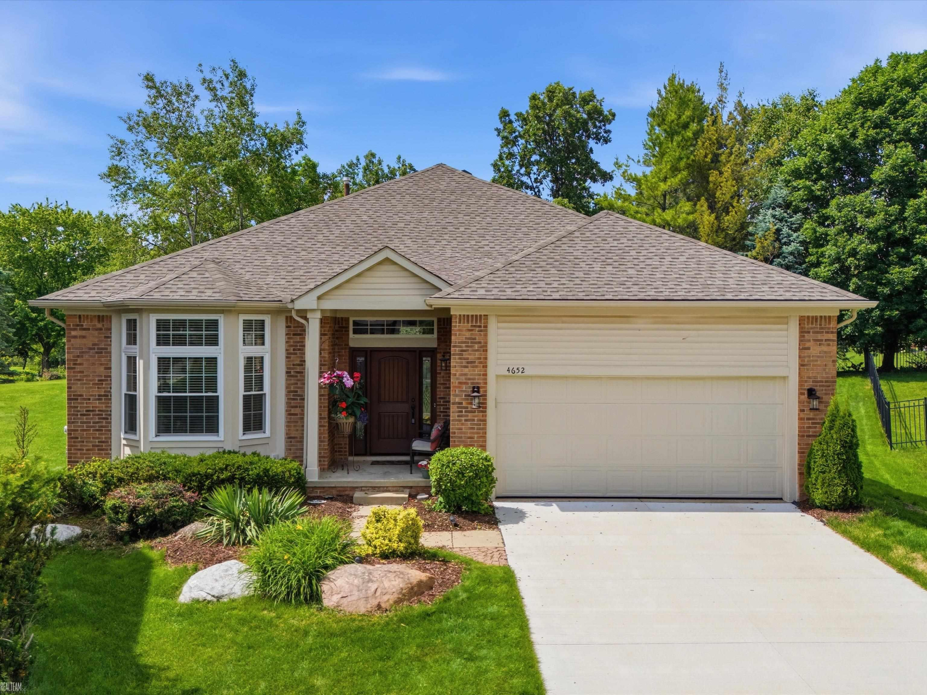 4652 Amberwood Court, MI 48306 — front exterior