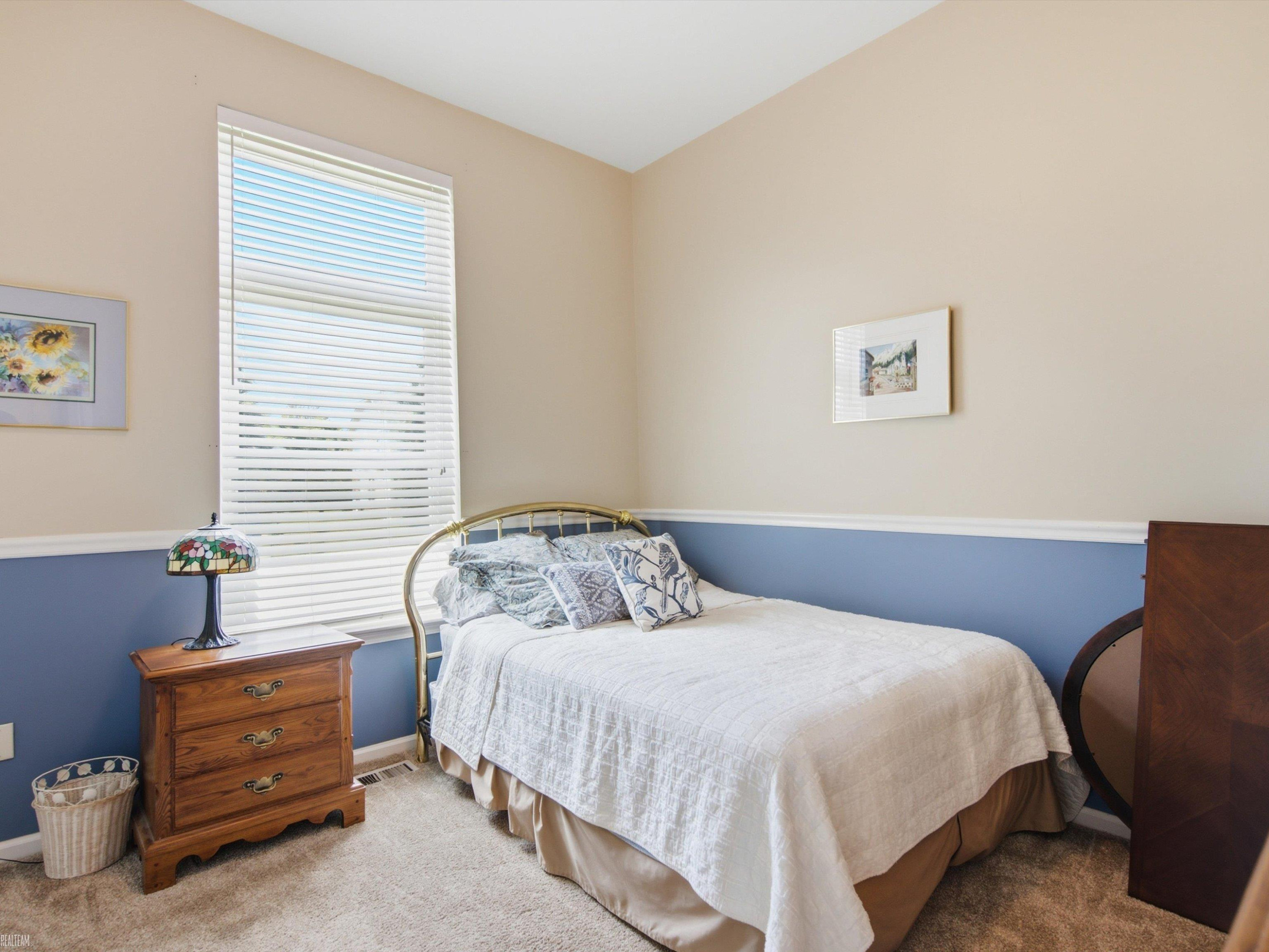4652 Amberwood Court, MI 48306 — Photo 5