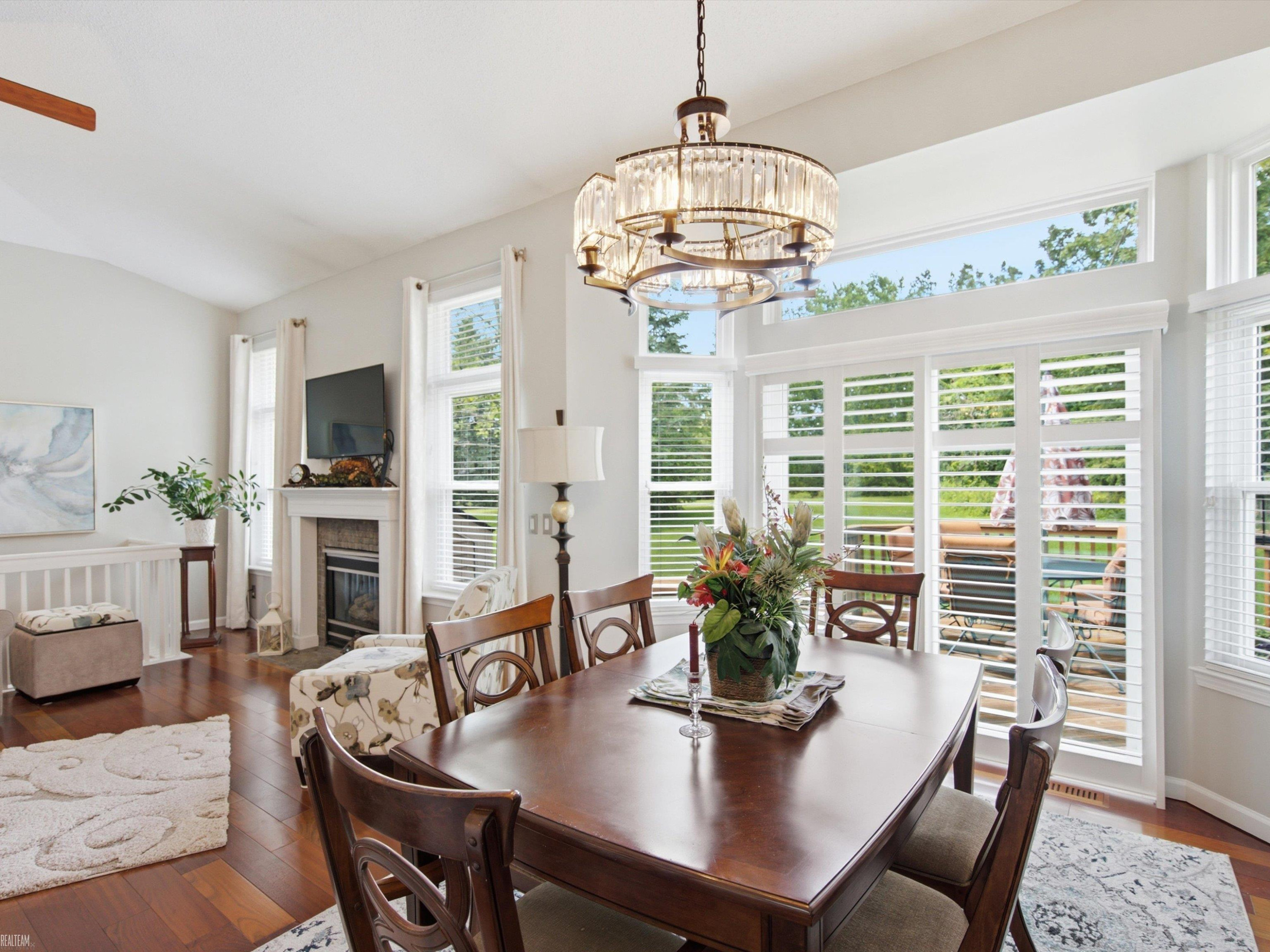 4652 Amberwood Court, MI 48306 — Photo 15