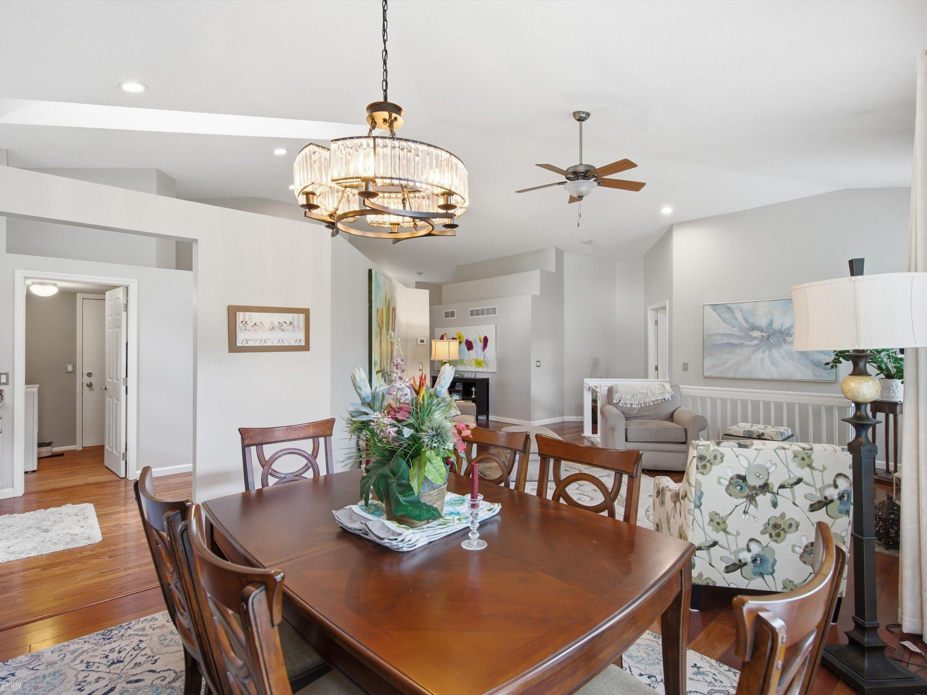 4652 Amberwood Court, MI 48306 — Photo 16