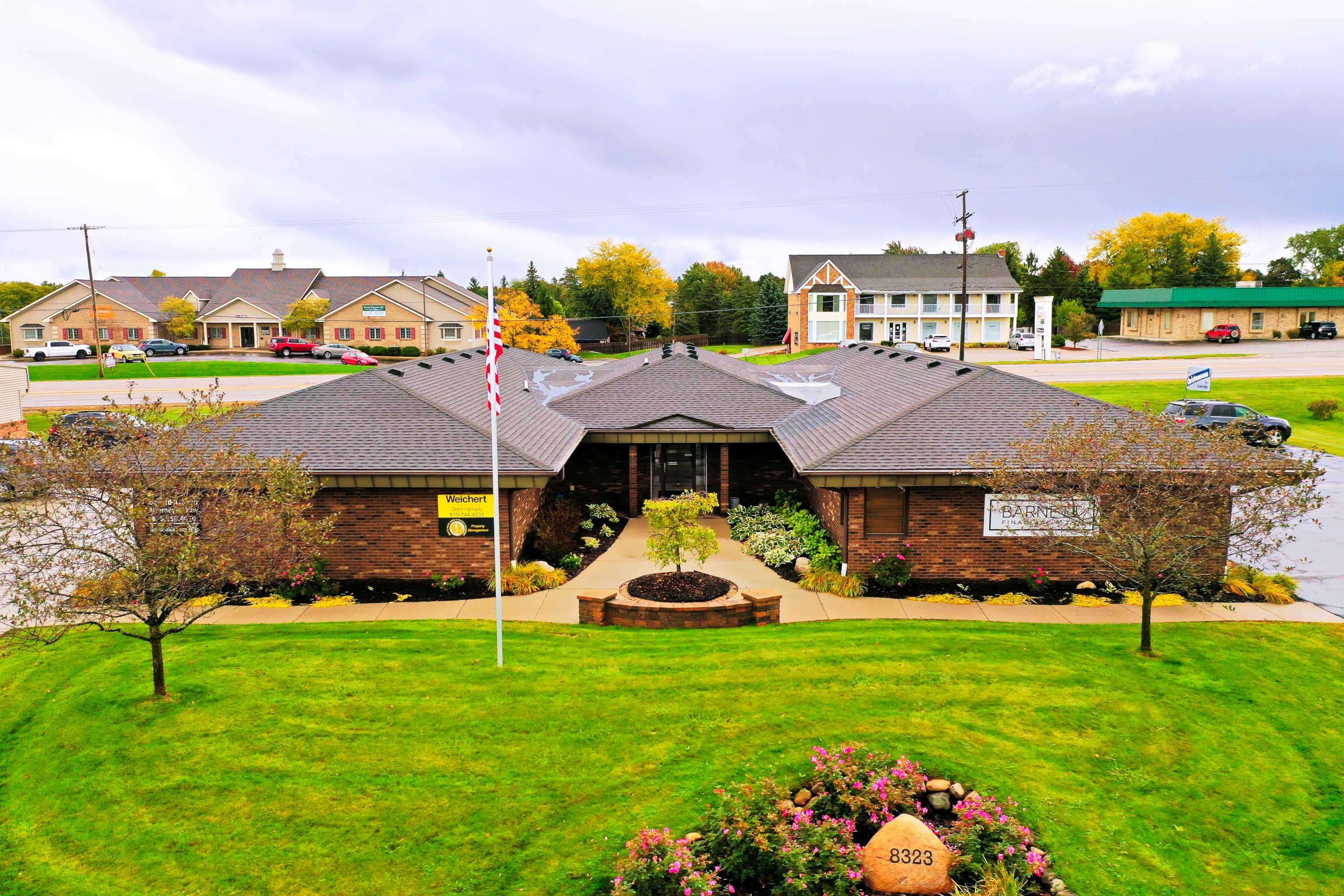 8323 Office Park C1 Drive, Unit C1, Grand Blanc, MI 48439 — front exterior