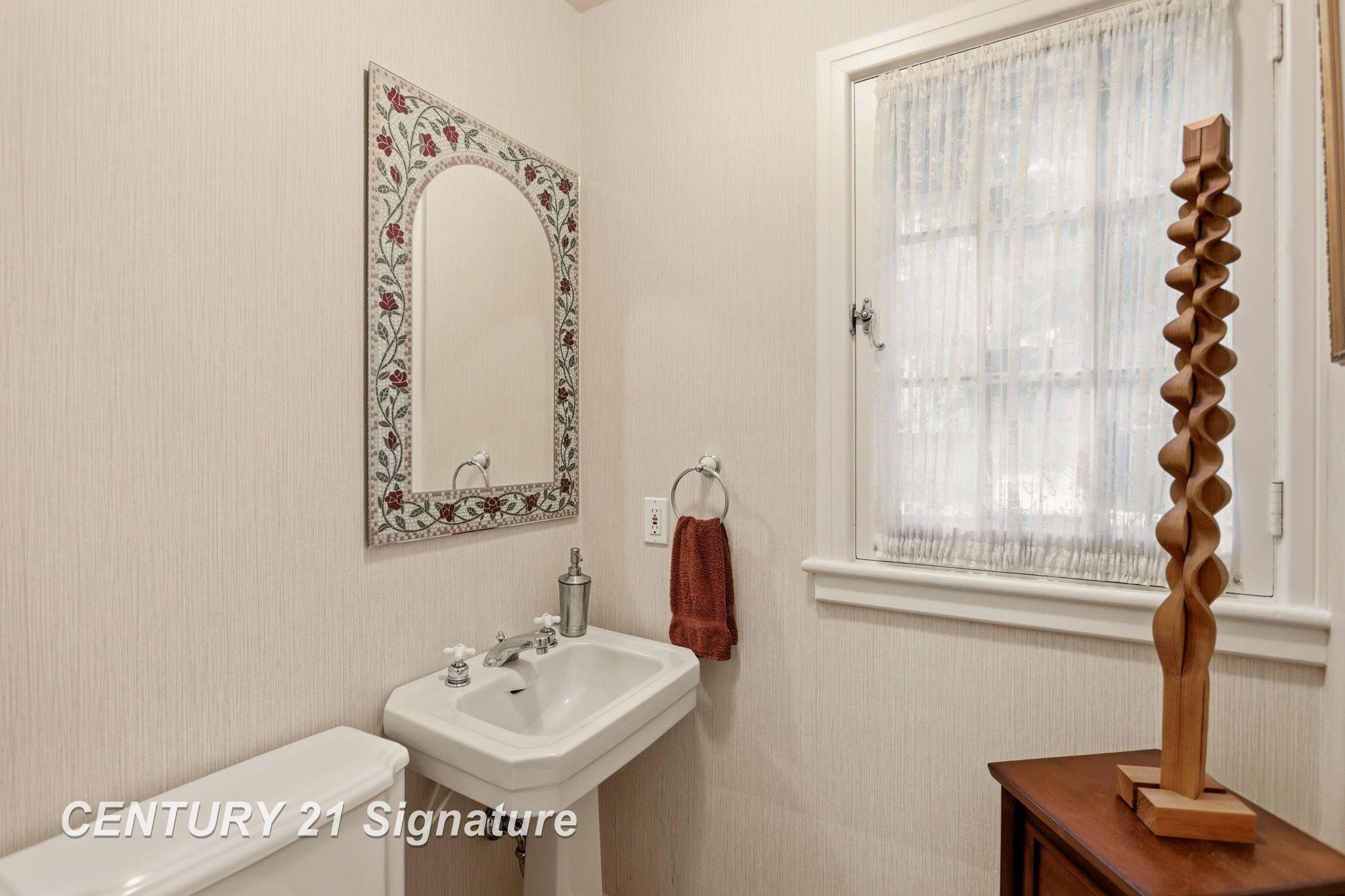 14 Edgewood Road, Saginaw, MI 48602 — Photo 33