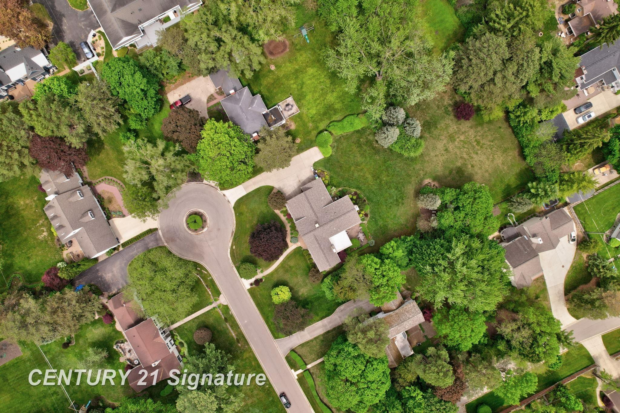 14 Edgewood Road, Saginaw, MI 48602 — Photo 76