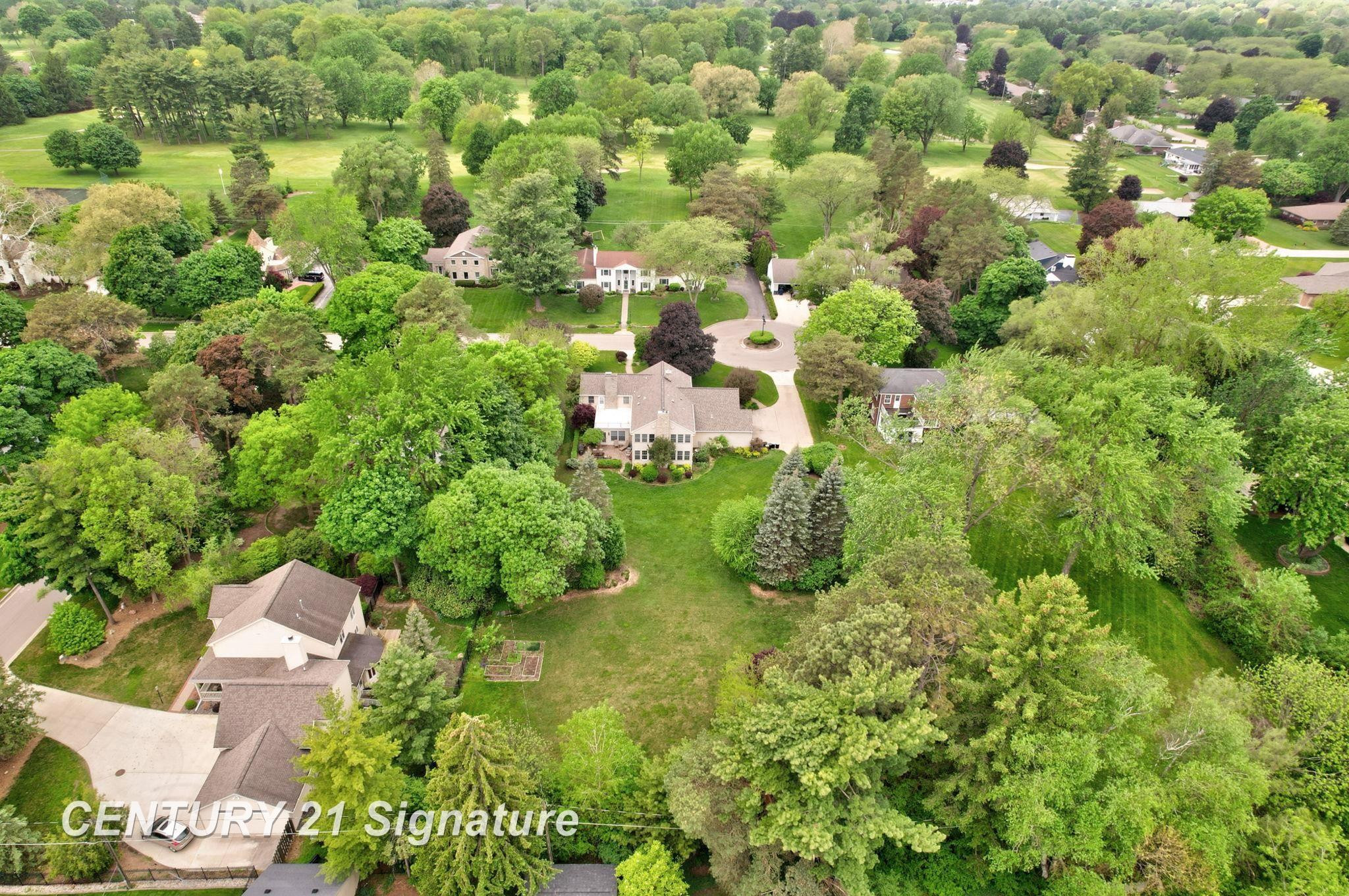 14 Edgewood Road, Saginaw, MI 48602 — Photo 77