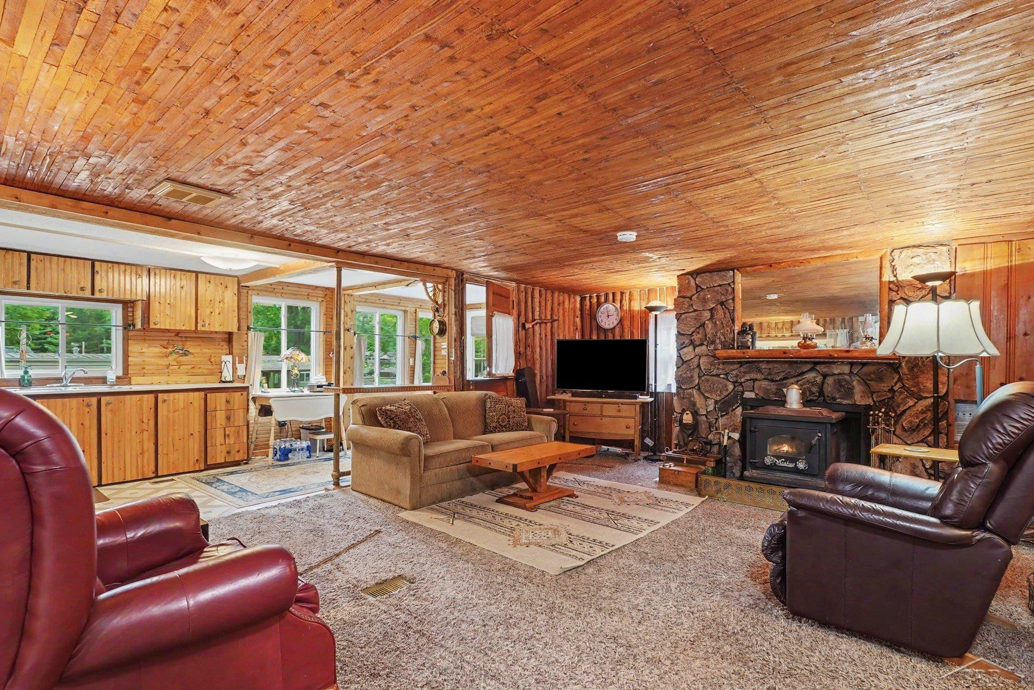 2322 Tittabawasee Avenue, Alger, MI 48610 — Photo 6