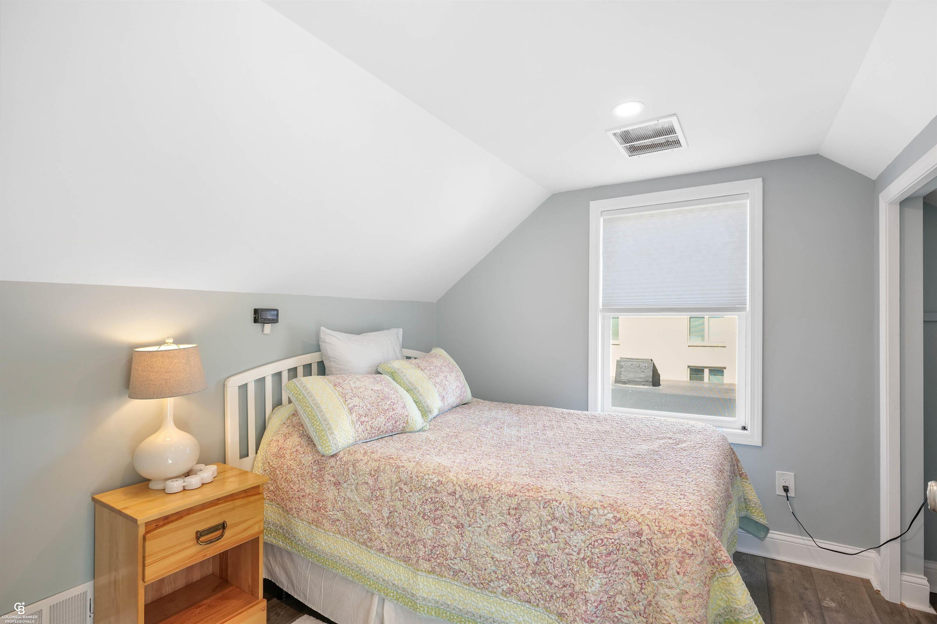22640 Wildwood Street, Saint Clair Shores, MI 48081 — Photo 10