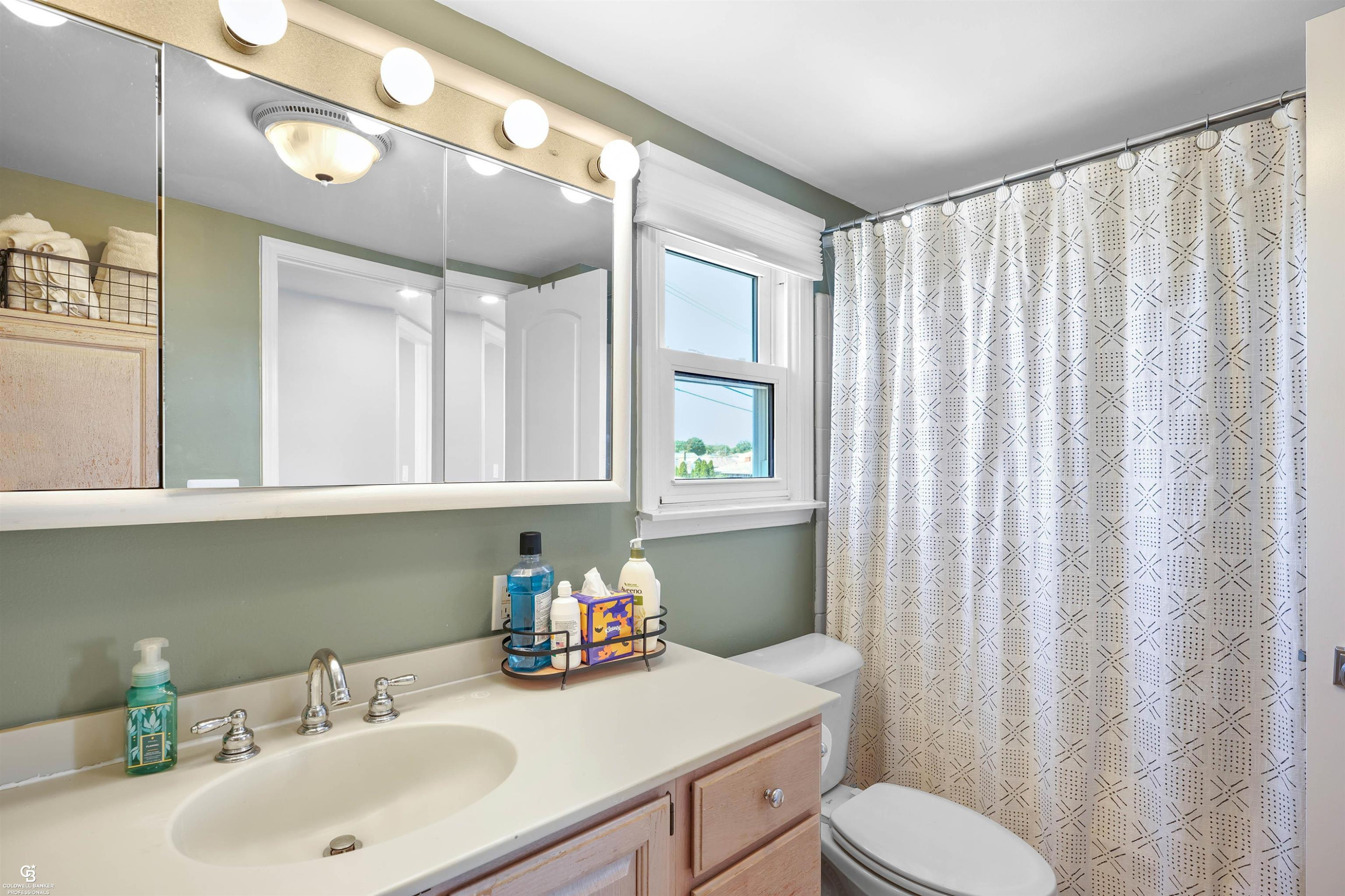 22640 Wildwood Street, Saint Clair Shores, MI 48081 — Photo 27