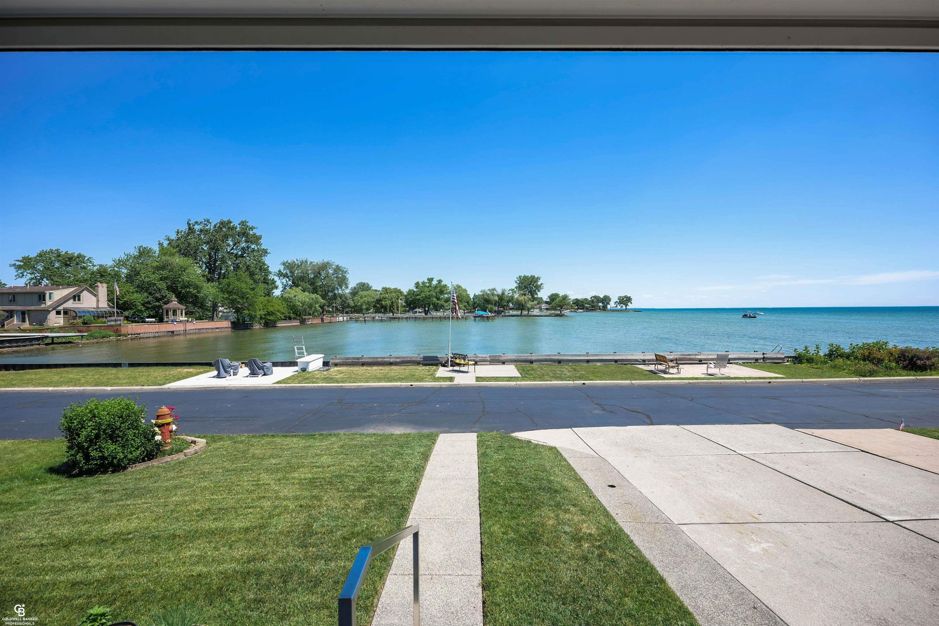 22640 Wildwood Street, Saint Clair Shores, MI 48081 — Photo 41