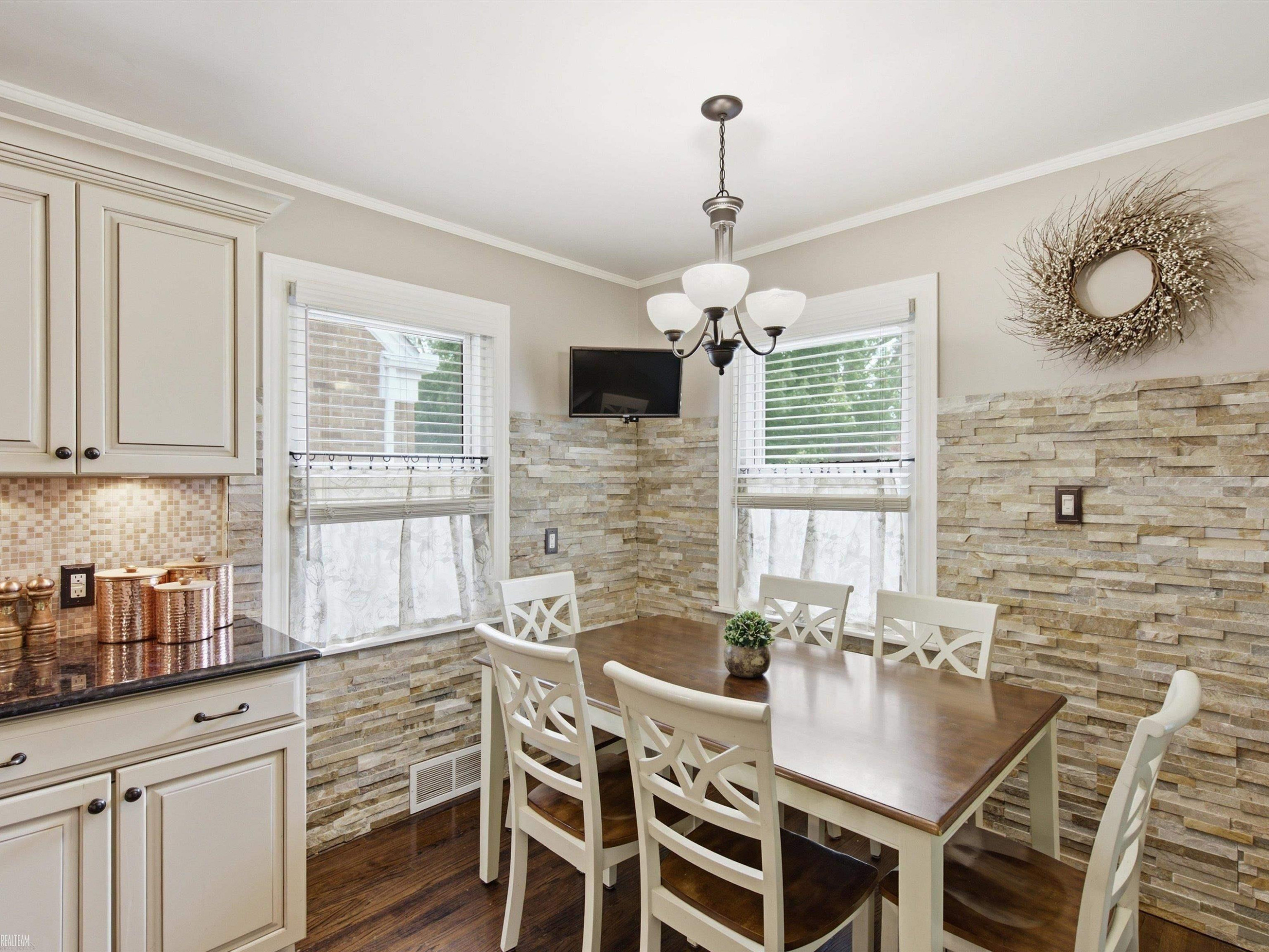 7829 Buckingham Avenue, Allen Park, MI 48101 — Photo 13