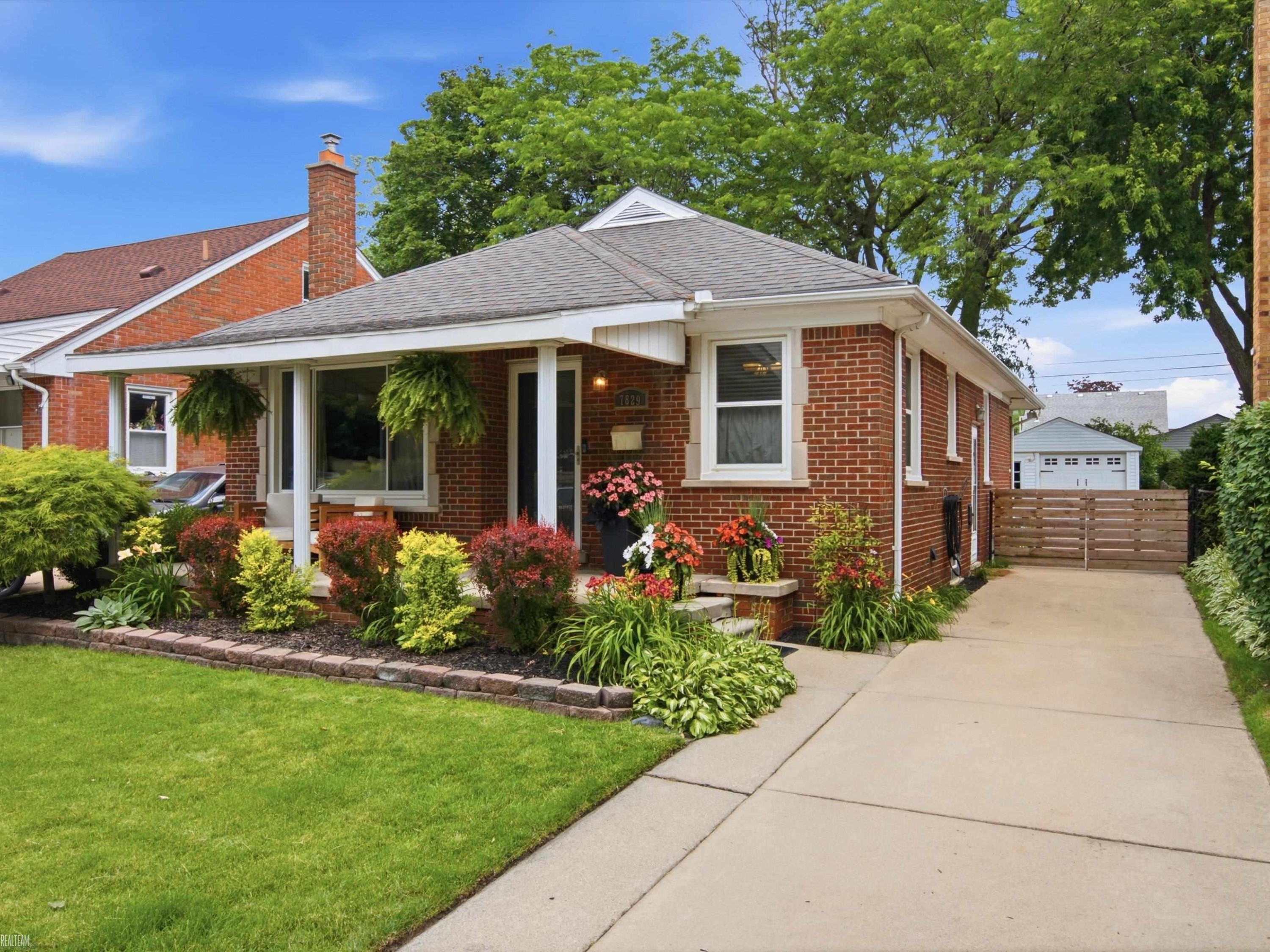 7829 Buckingham Avenue, Allen Park, MI 48101 — Photo 36