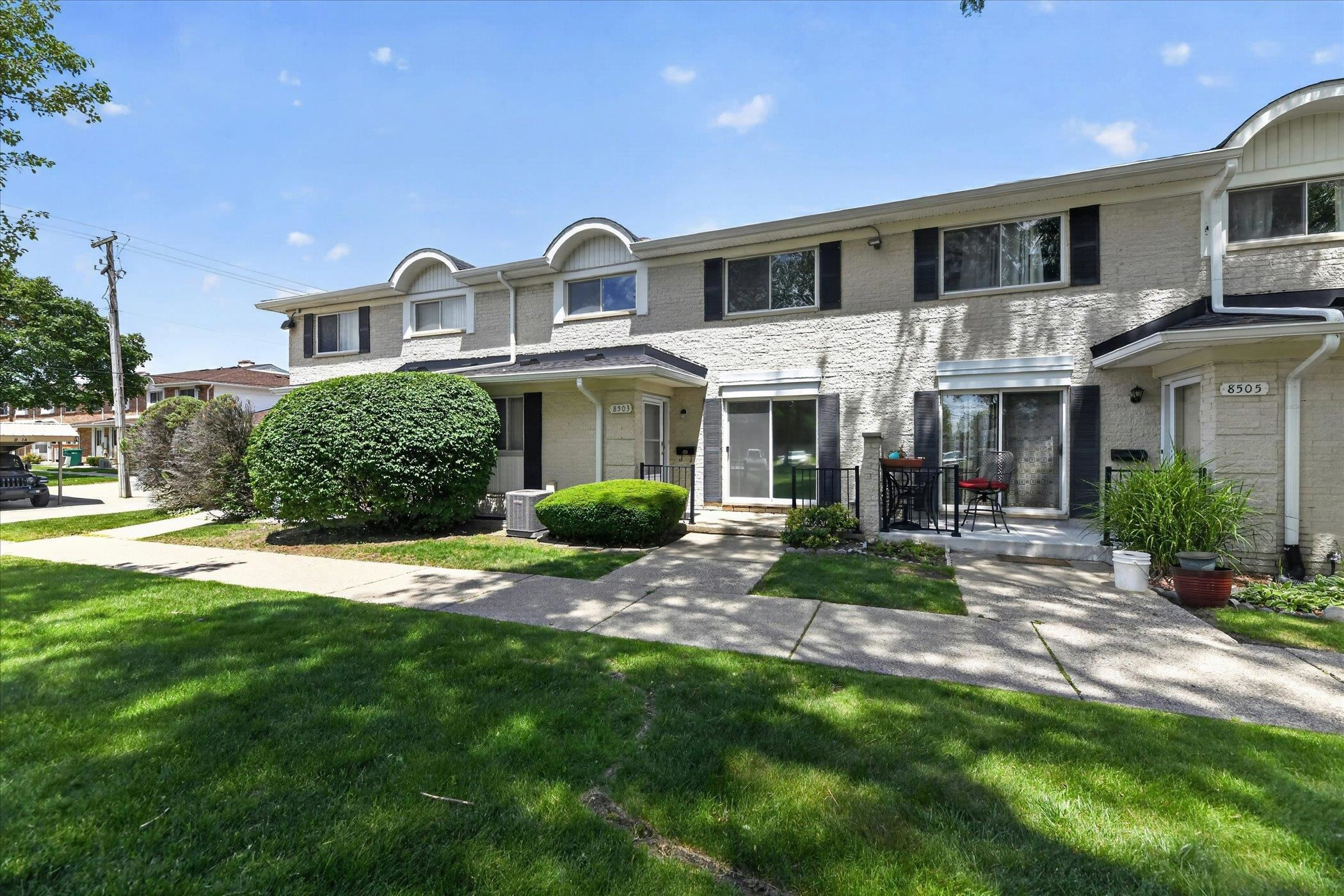8503 Winchester Dr Drive, Sterling Heights, MI 48313 — Photo 6