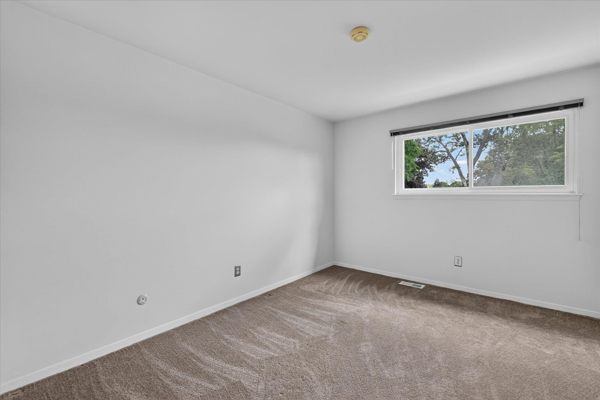 8503 Winchester Dr Drive, Sterling Heights, MI 48313 — Photo 22