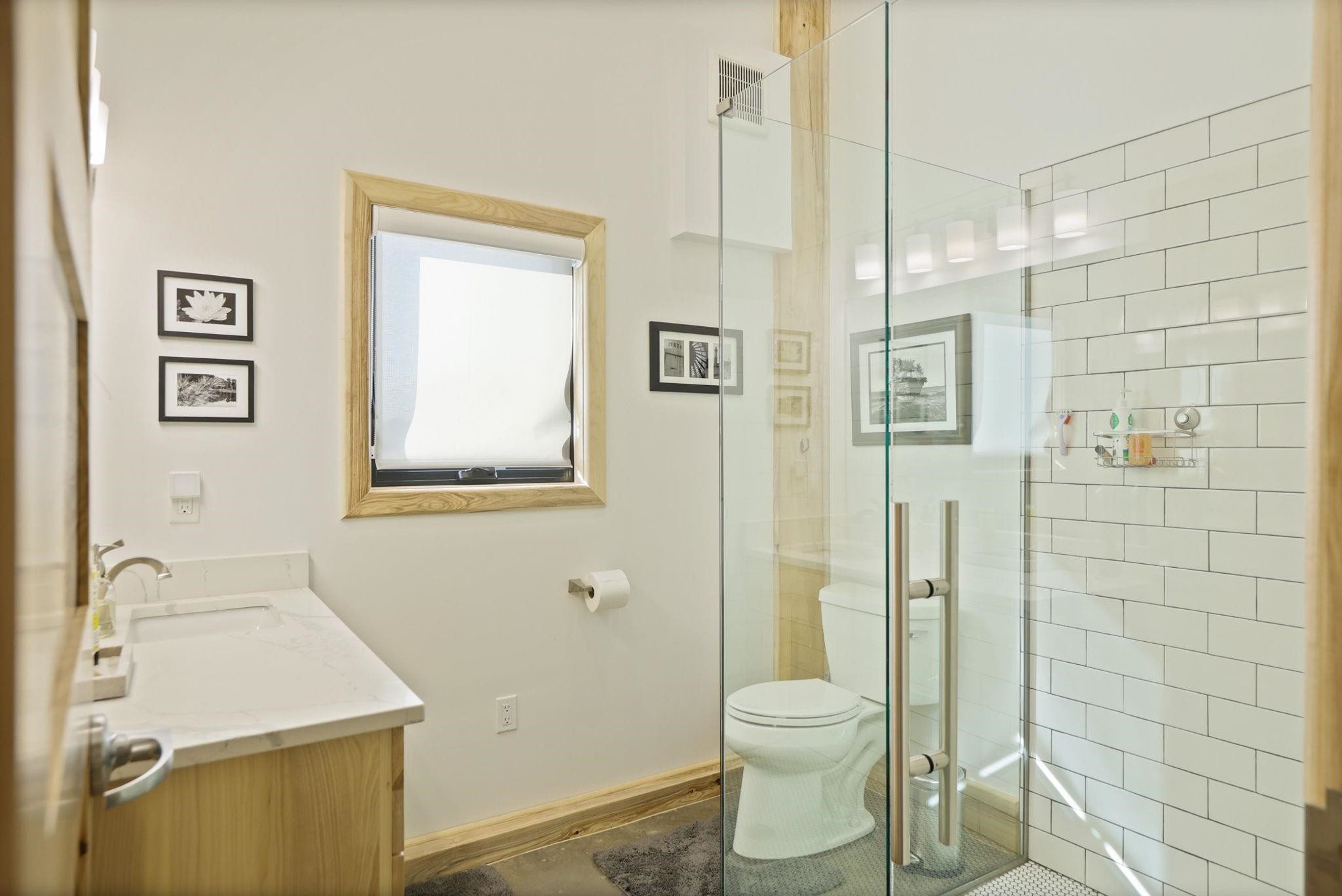 5595 Riverview Drive, Bridgeport, MI 48722 — Photo 41