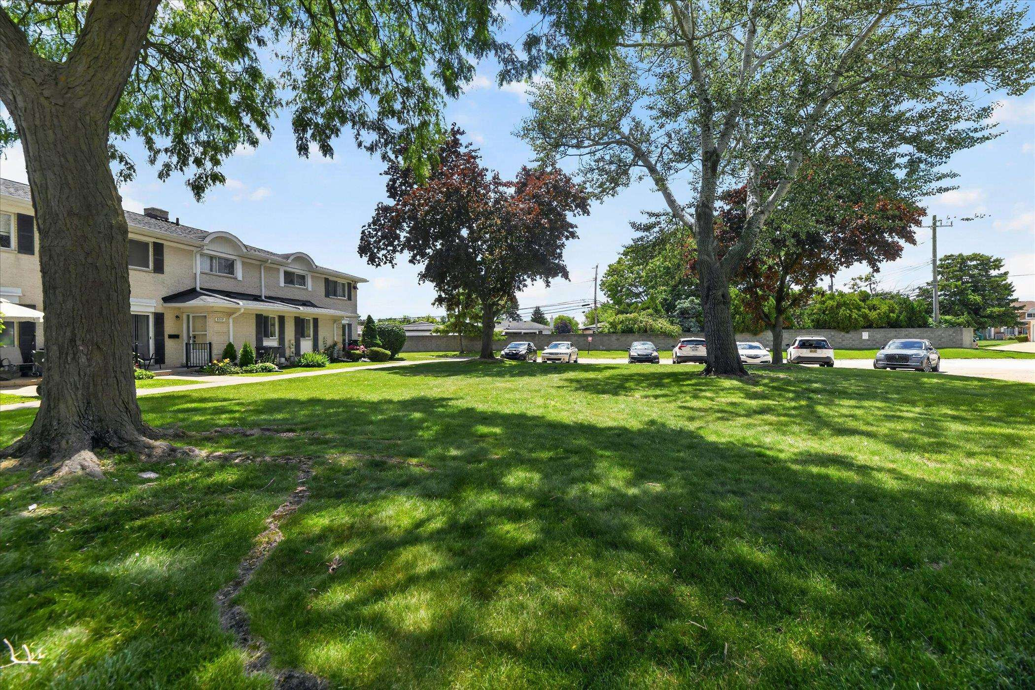 8503 Winchester Dr Drive, Sterling Heights, MI 48313 — Photo 33