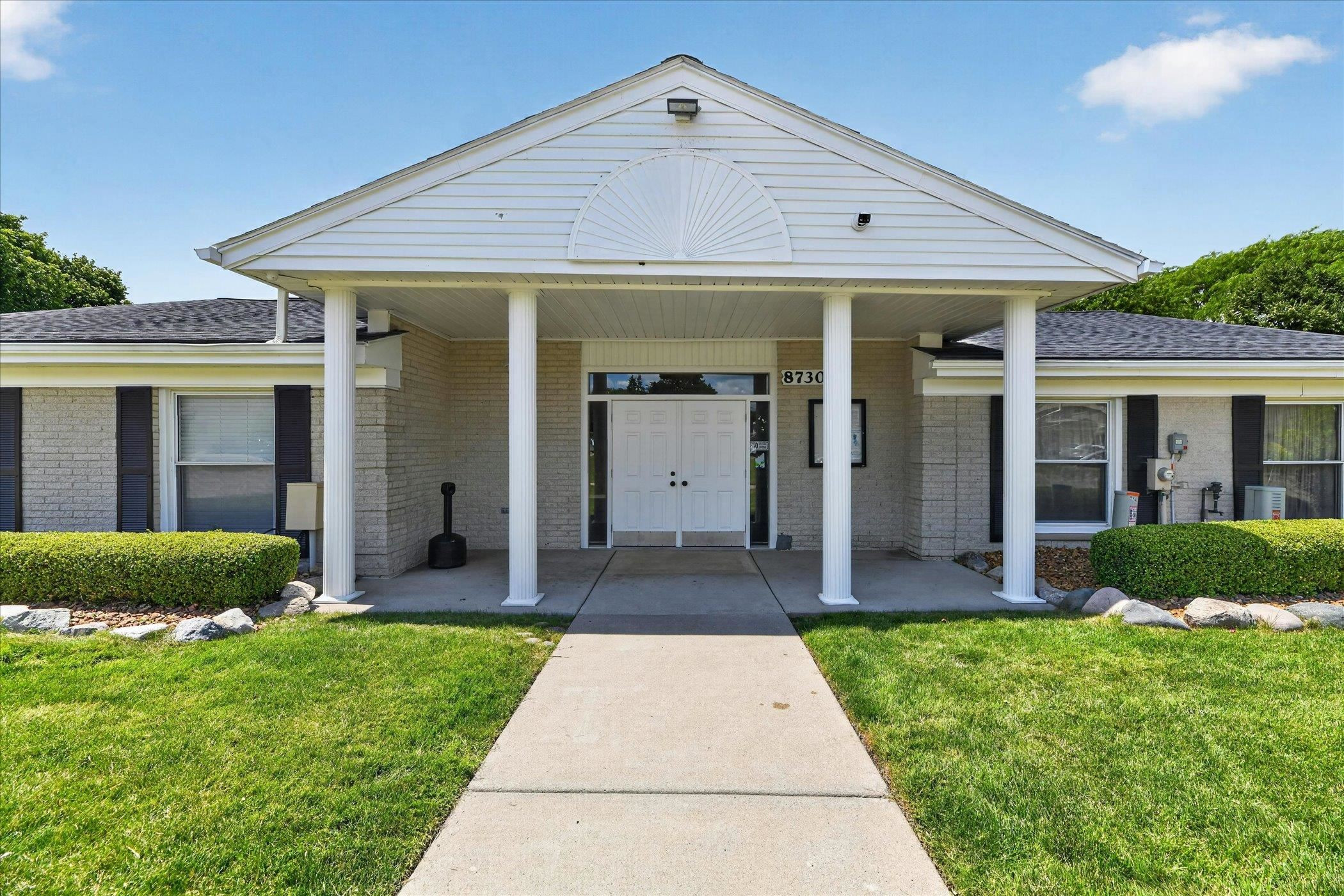 8503 Winchester Dr Drive, Sterling Heights, MI 48313 — Photo 35