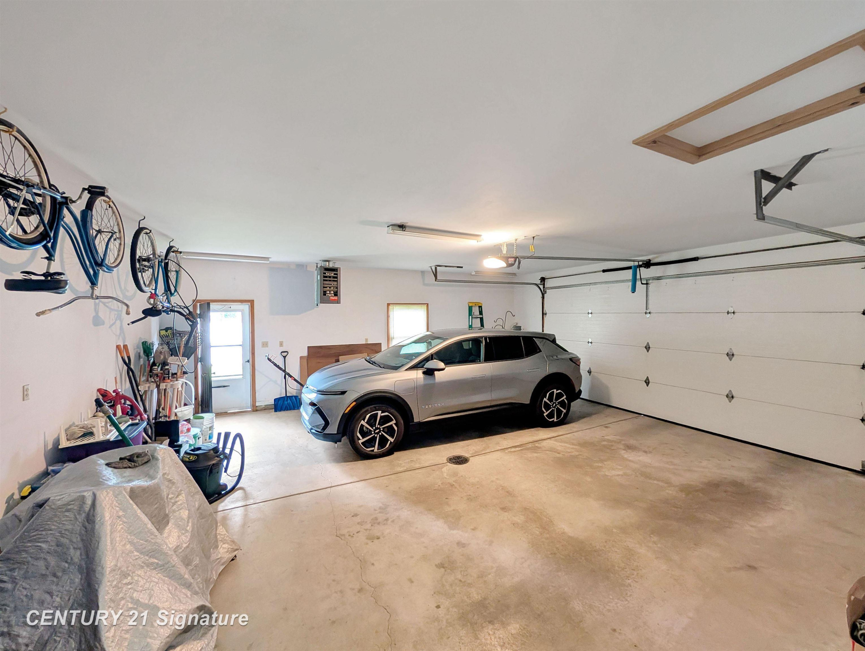 4870 CORALBERRY Road, Saginaw, MI 48604 — Photo 11