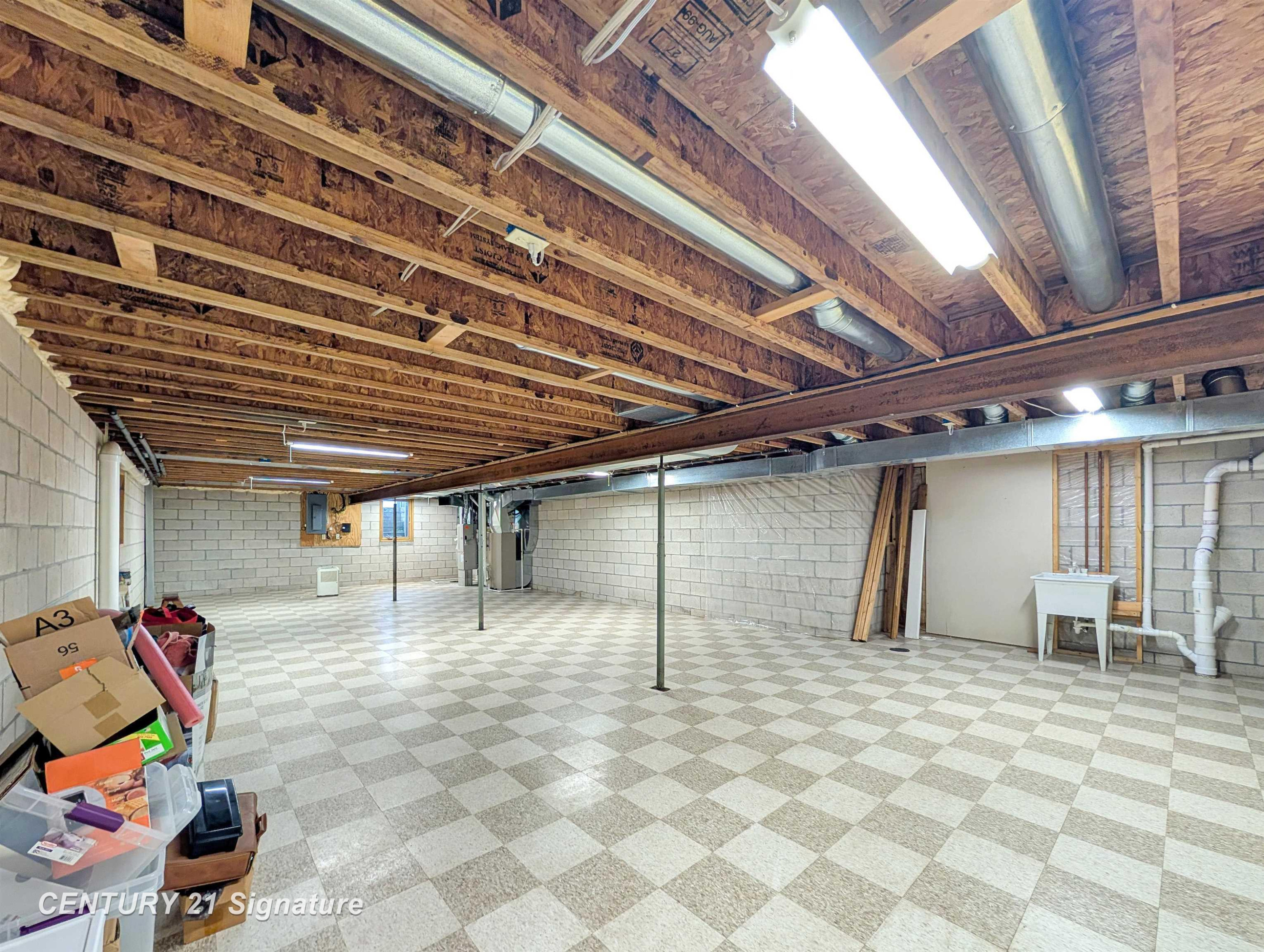 4870 CORALBERRY Road, Saginaw, MI 48604 — Photo 13