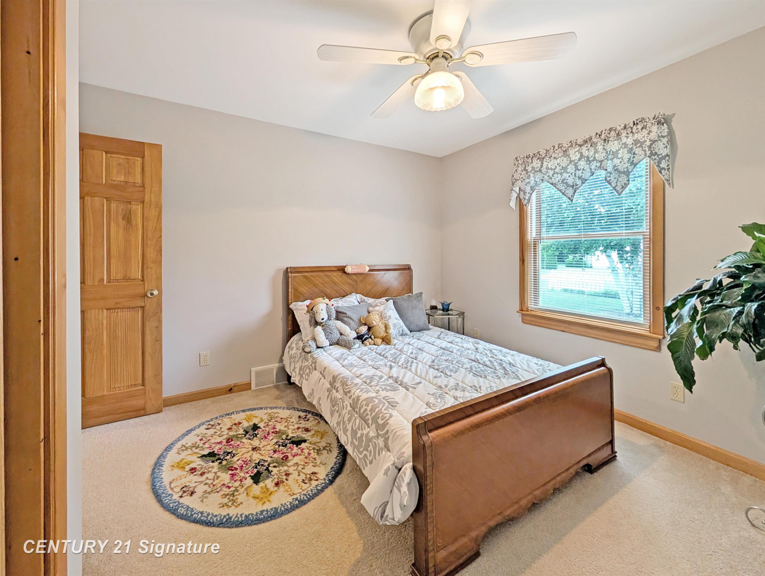 4870 CORALBERRY Road, Saginaw, MI 48604 — Photo 18