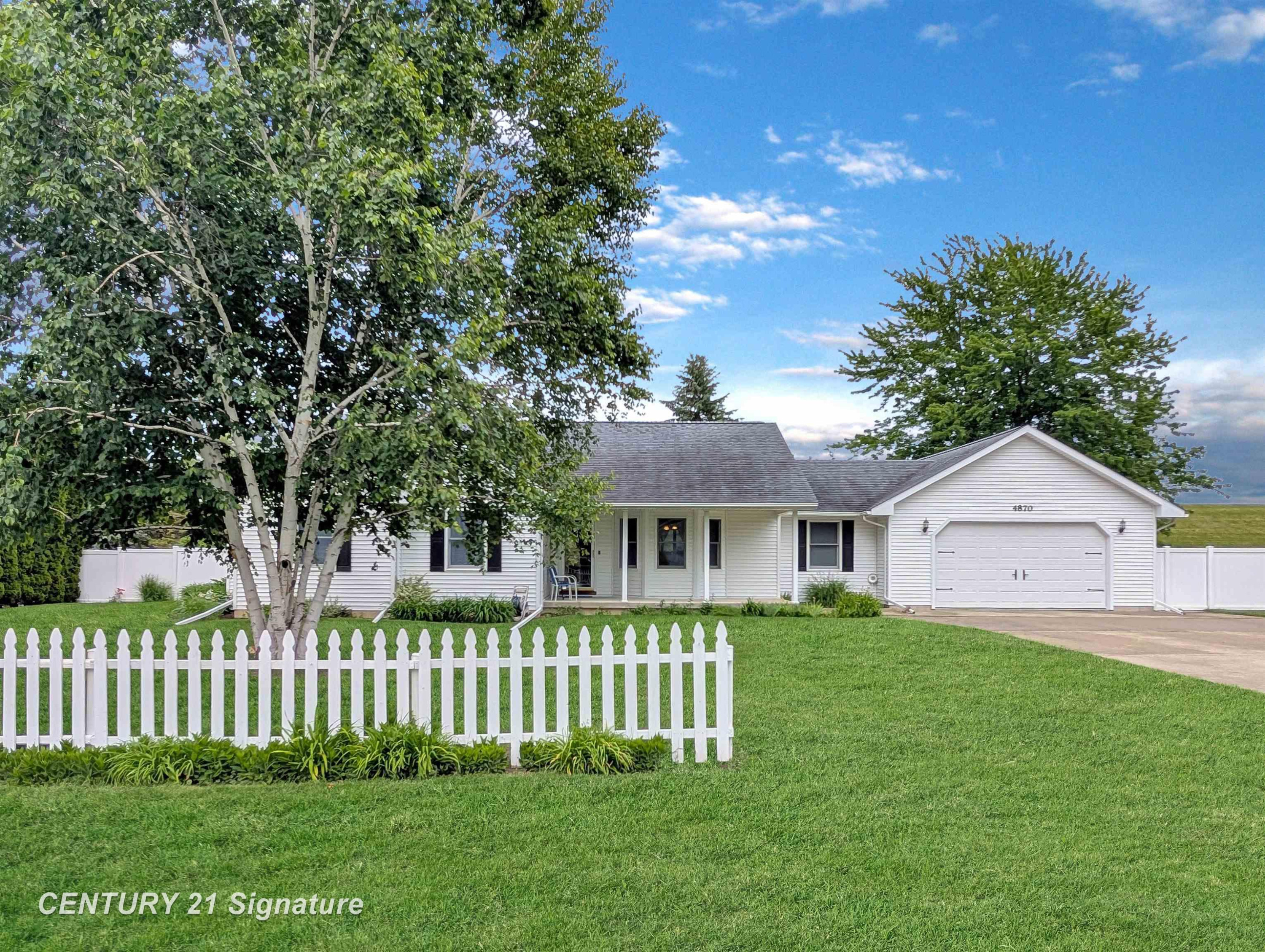 4870 CORALBERRY Road, Saginaw, MI 48604 — Photo 30
