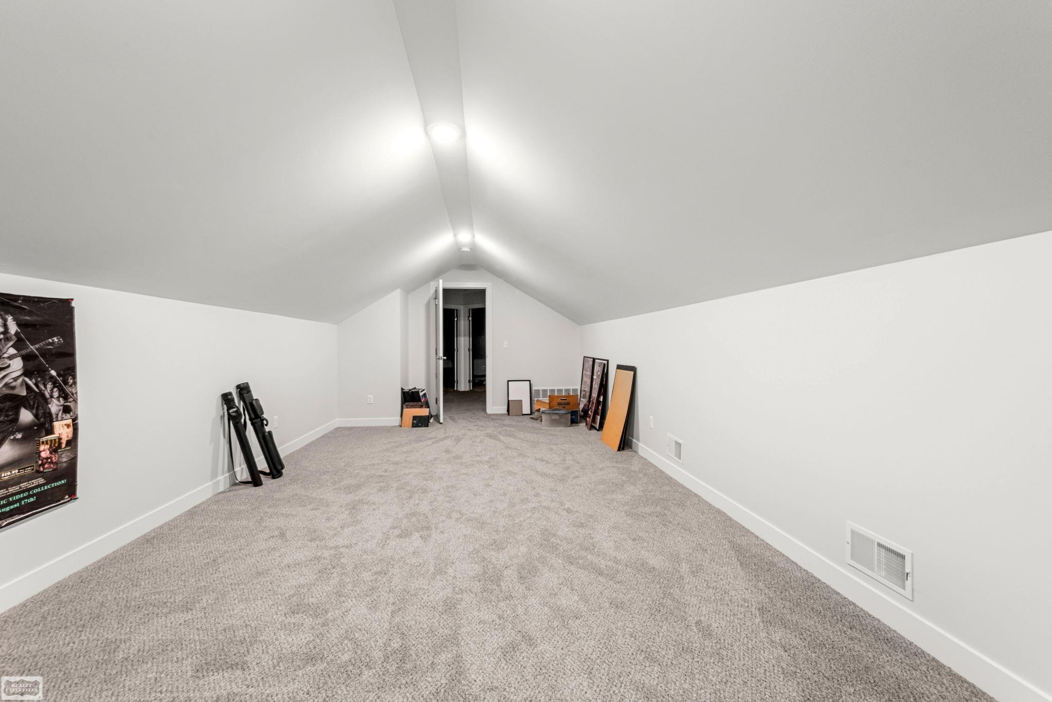 53253 Sams Lane, MI 48047 — Photo 16