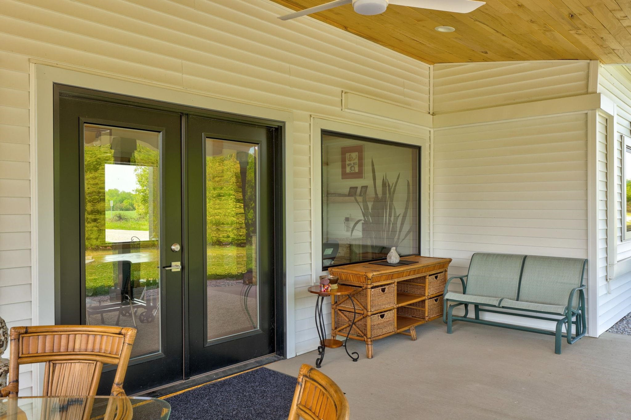 5595 Riverview Drive, Bridgeport, MI 48722 — Photo 52