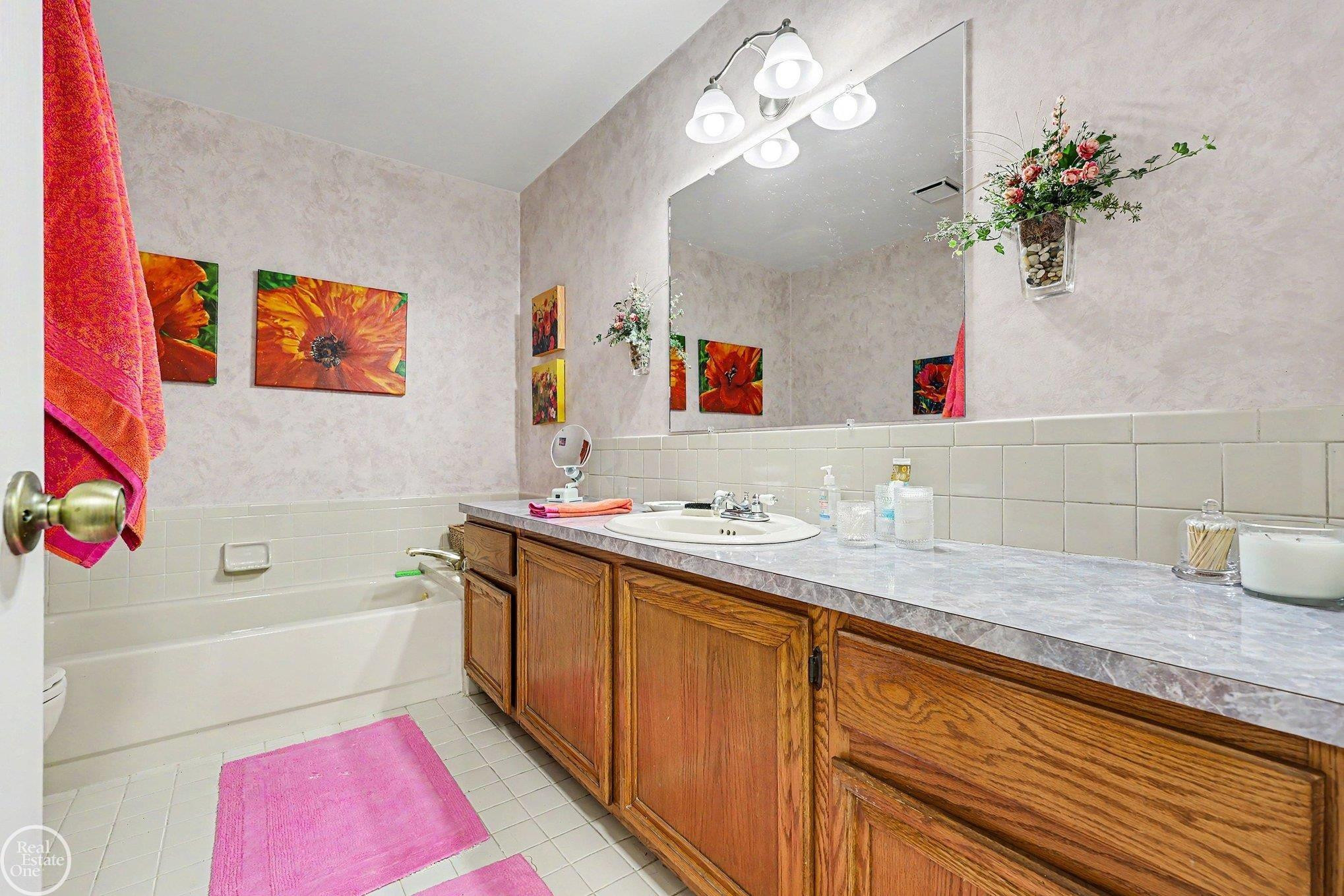 43052 W Kirkwood Drive, Clinton Twp, MI 48038 — Photo 27