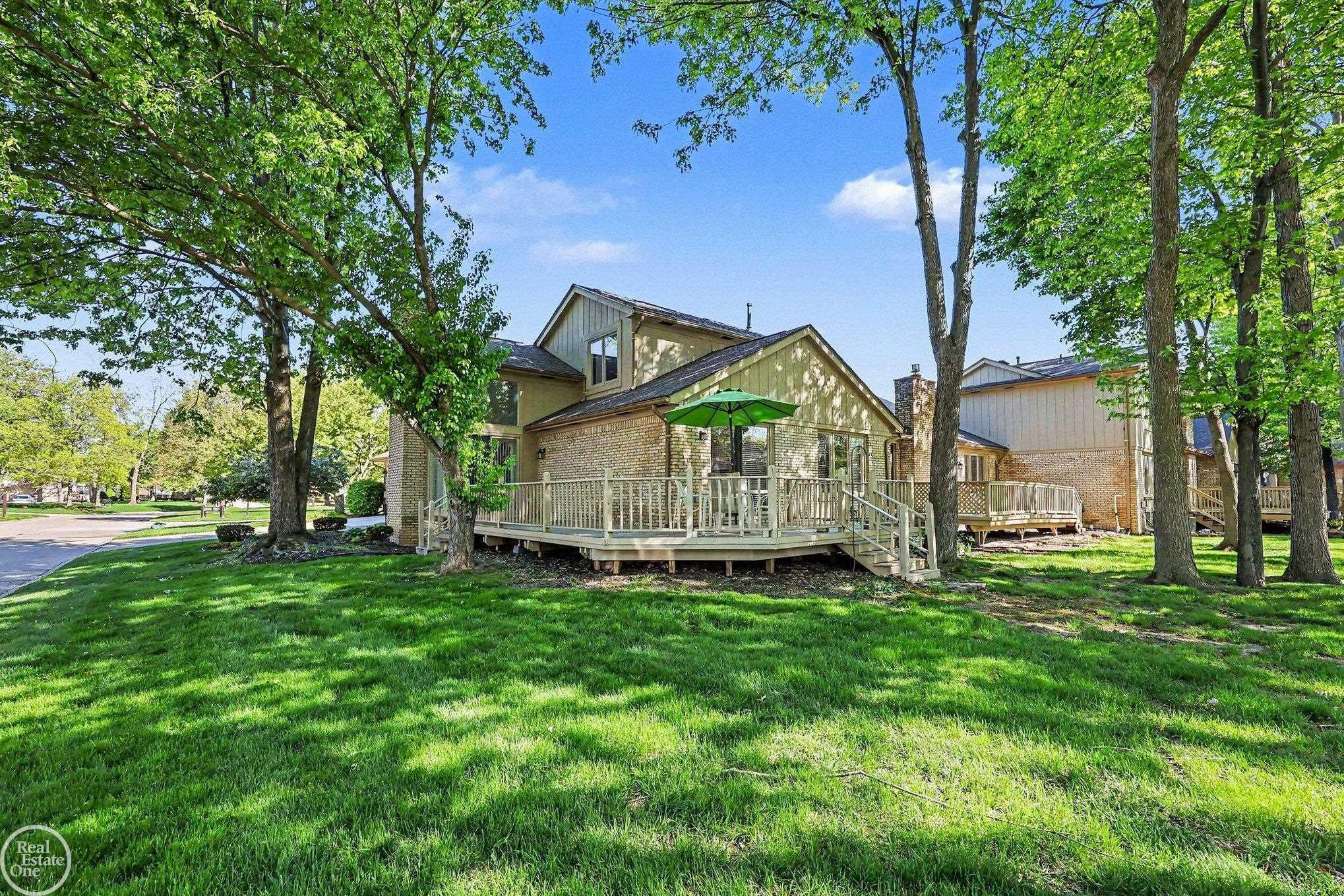 43052 W Kirkwood Drive, Clinton Twp, MI 48038 — Photo 31