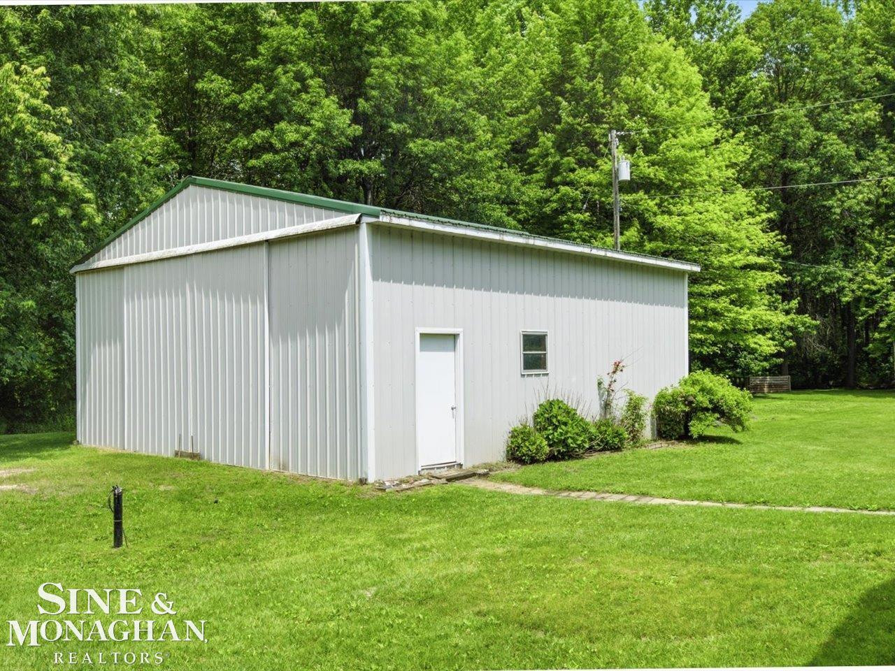 9211 Folkert Road, Algonac, MI 48001 — Photo 9