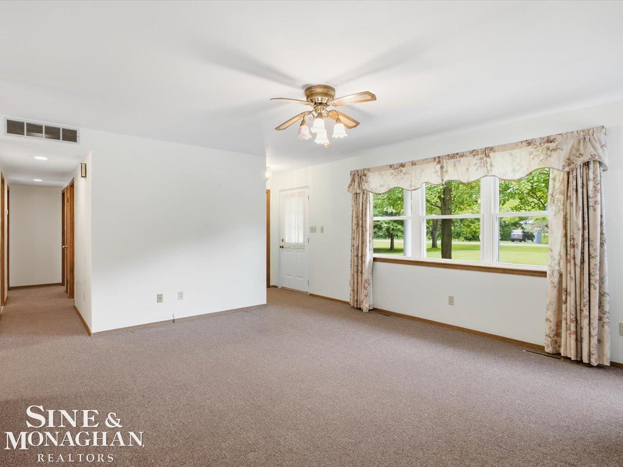 9211 Folkert Road, Algonac, MI 48001 — Photo 15