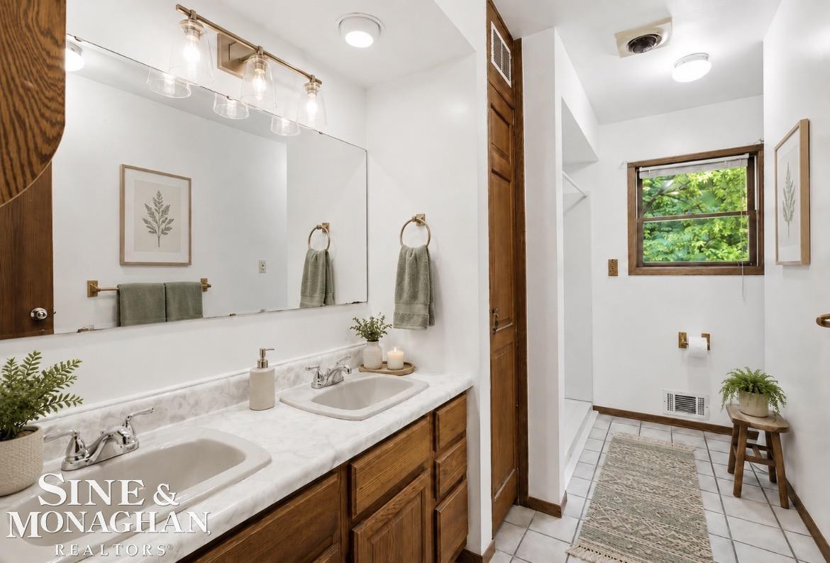 9211 Folkert Road, Algonac, MI 48001 — Photo 31