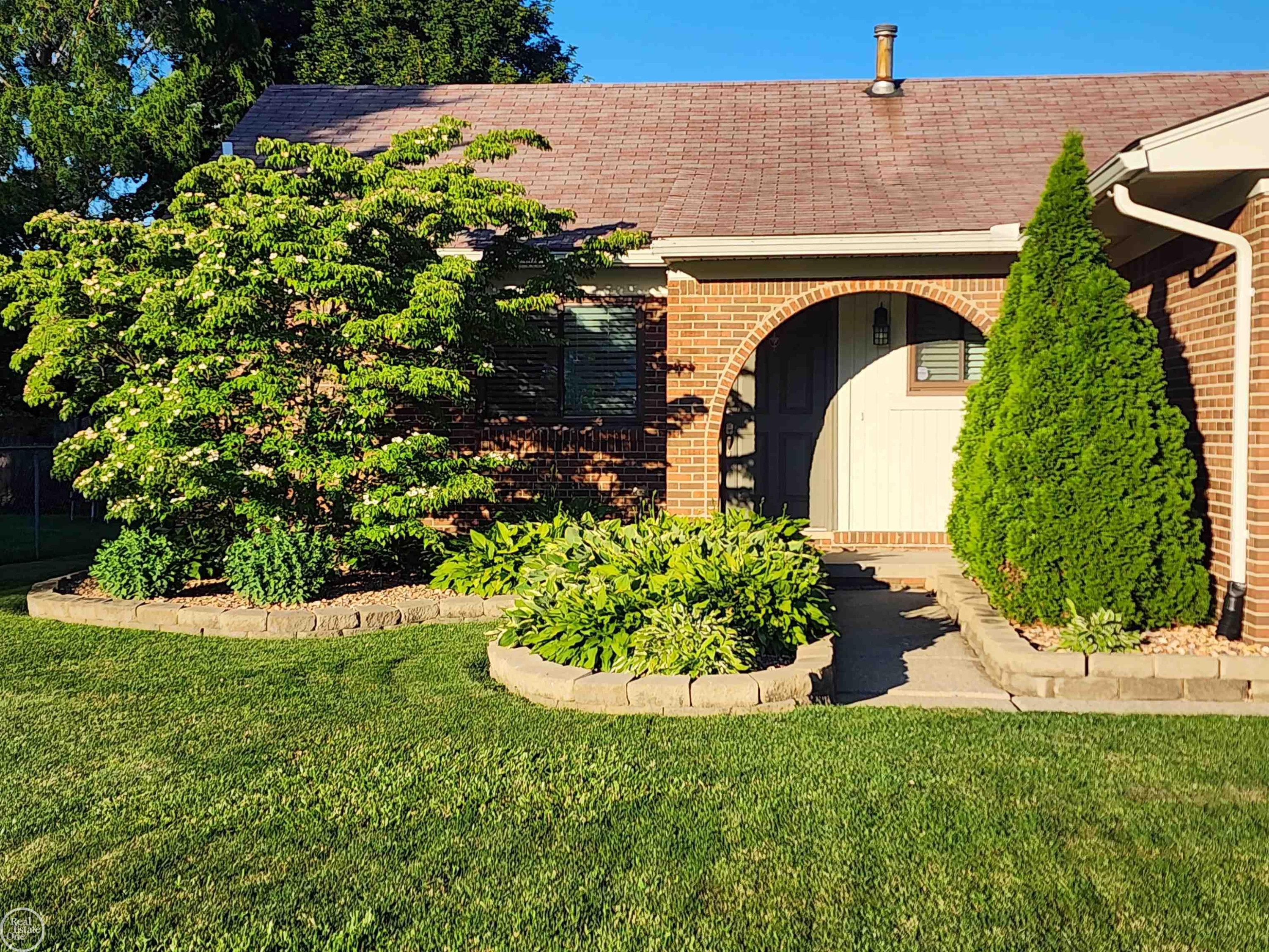 45540 Heatherwoode Lane, Macomb, MI 48044 — Photo 3