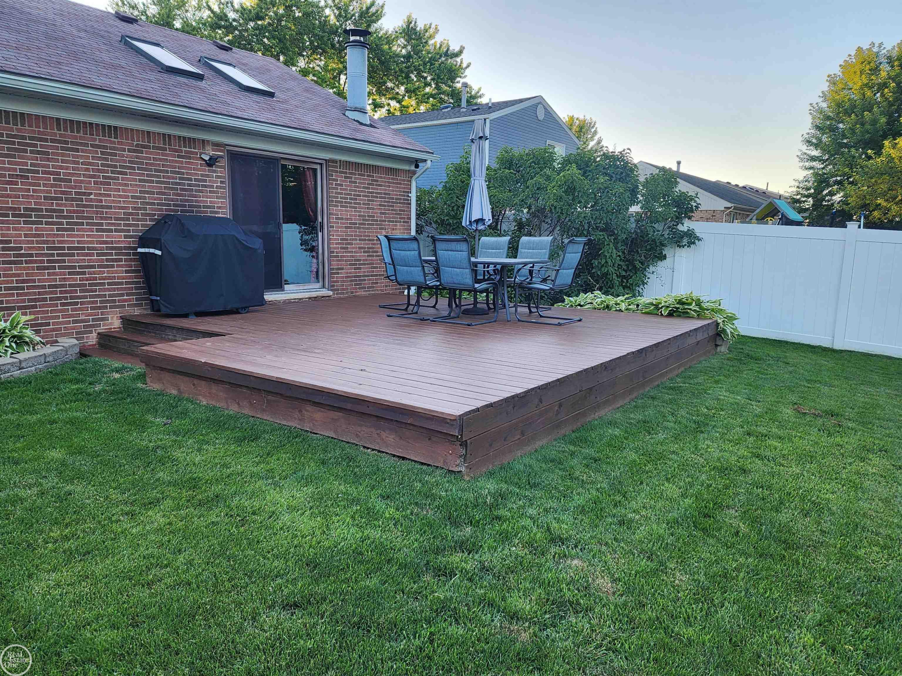 45540 Heatherwoode Lane, Macomb, MI 48044 — Photo 27