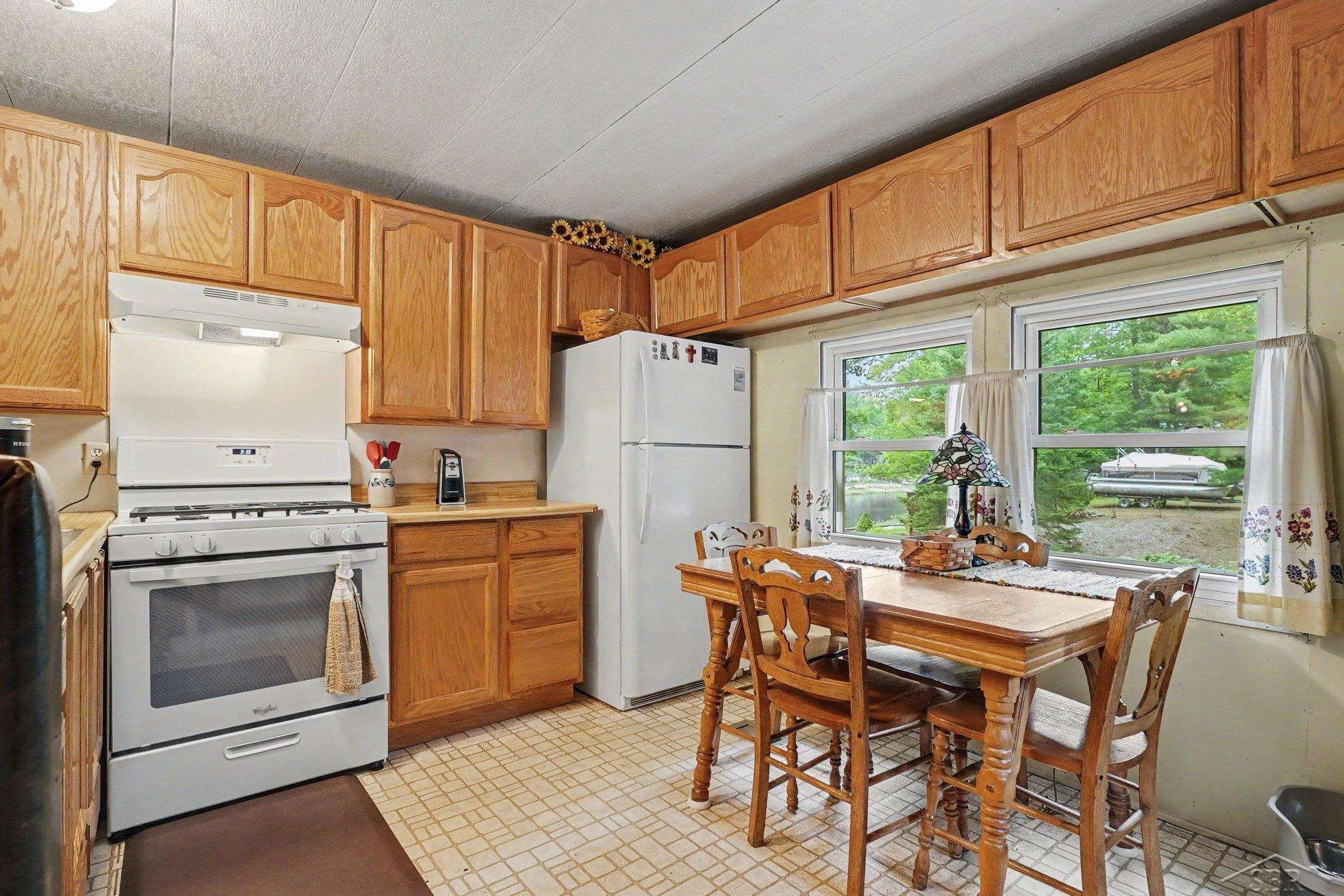 2319 Tittabawassee Avenue, Alger, MI 48610 — Photo 3