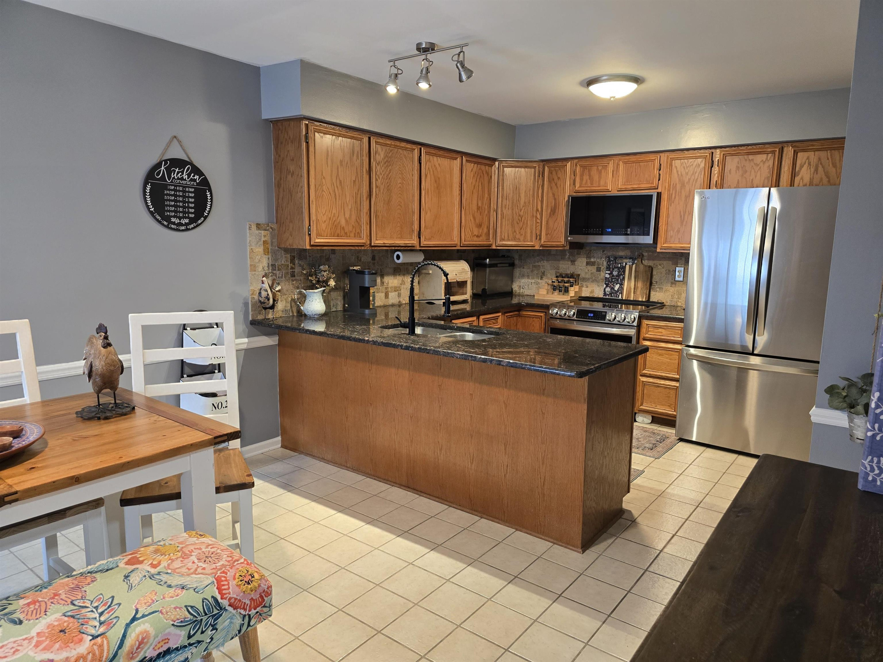 45603 Bristol Bay Drive, Macomb, MI 48044 — Photo 8
