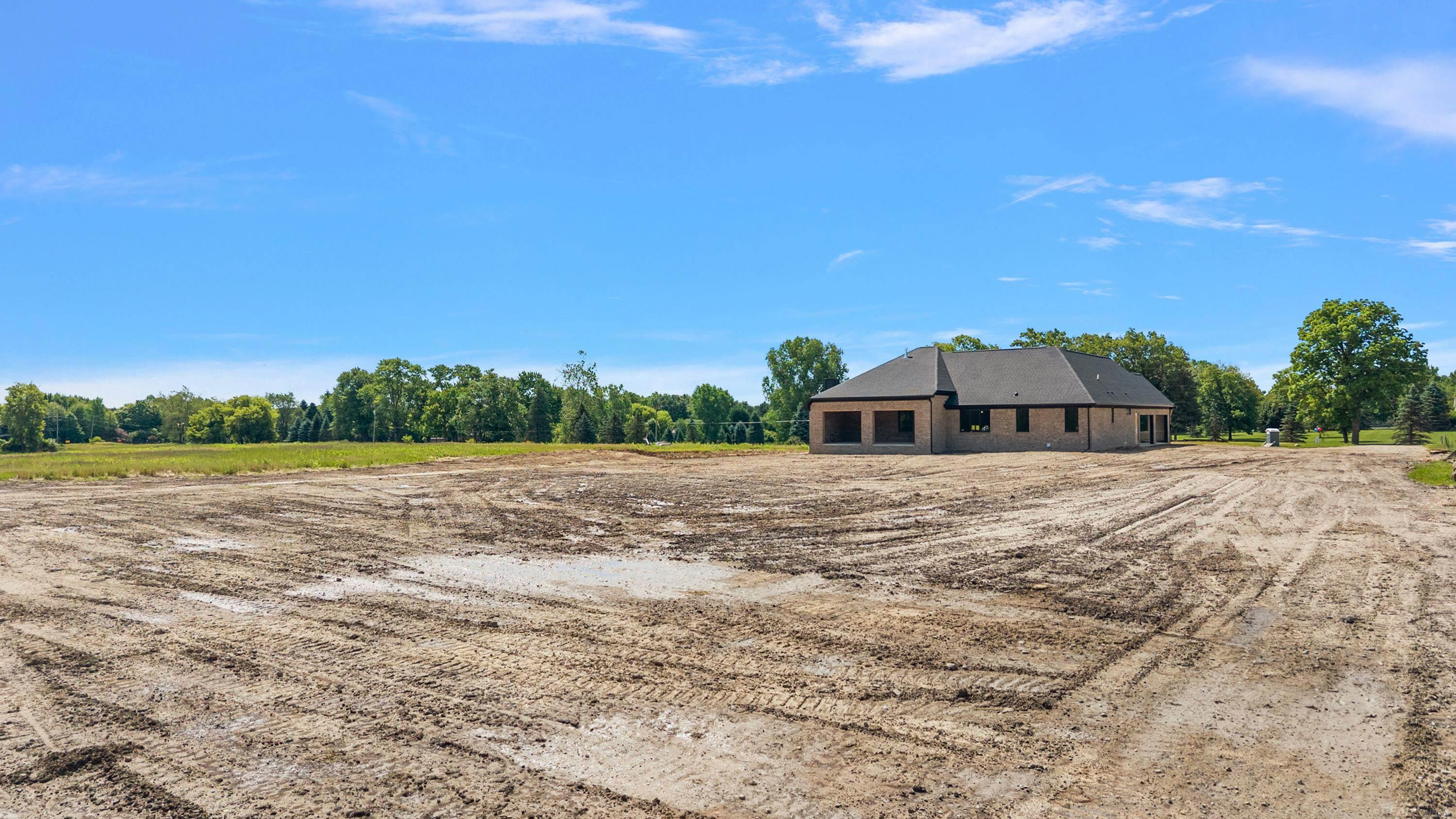 4025 Taft Road, MI 48065 — Photo 9