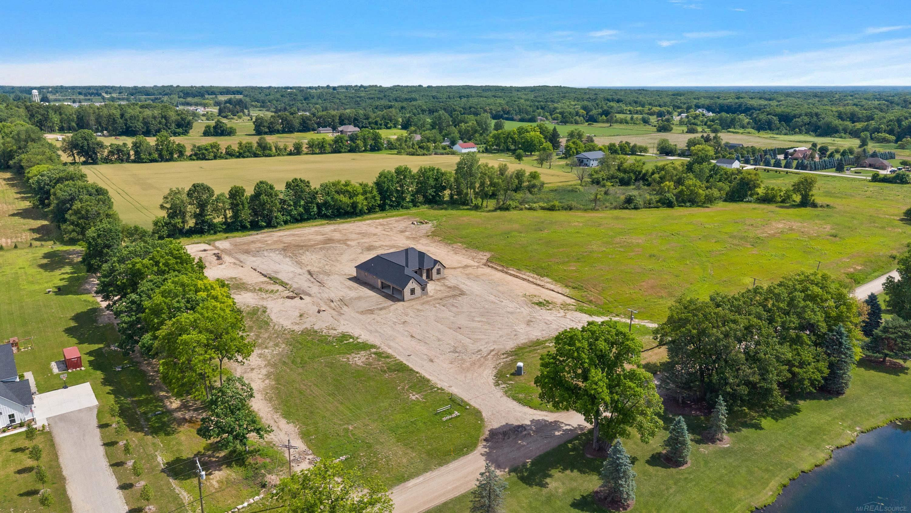 4025 Taft Road, MI 48065 — Photo 18