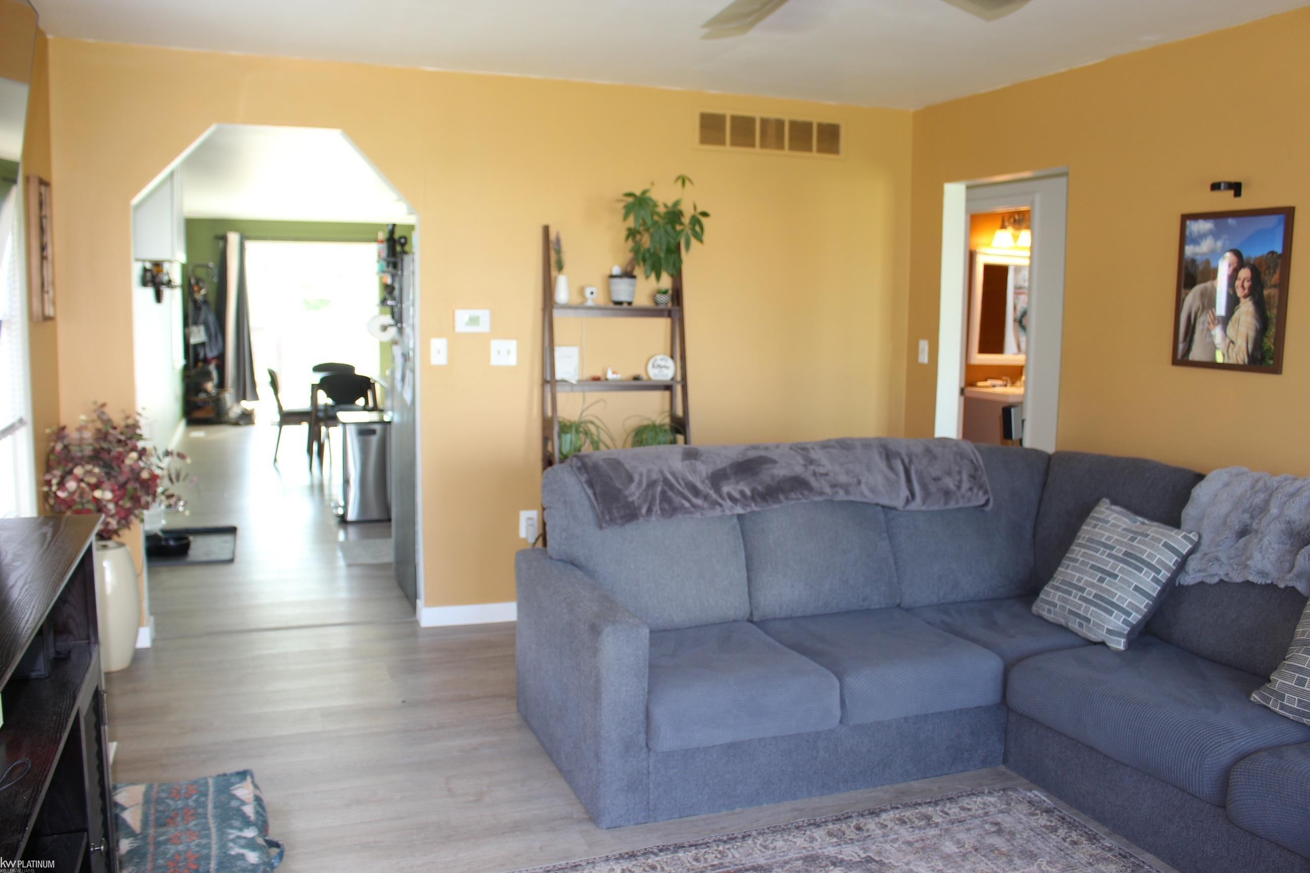 7938 River Road, MI — Photo 2