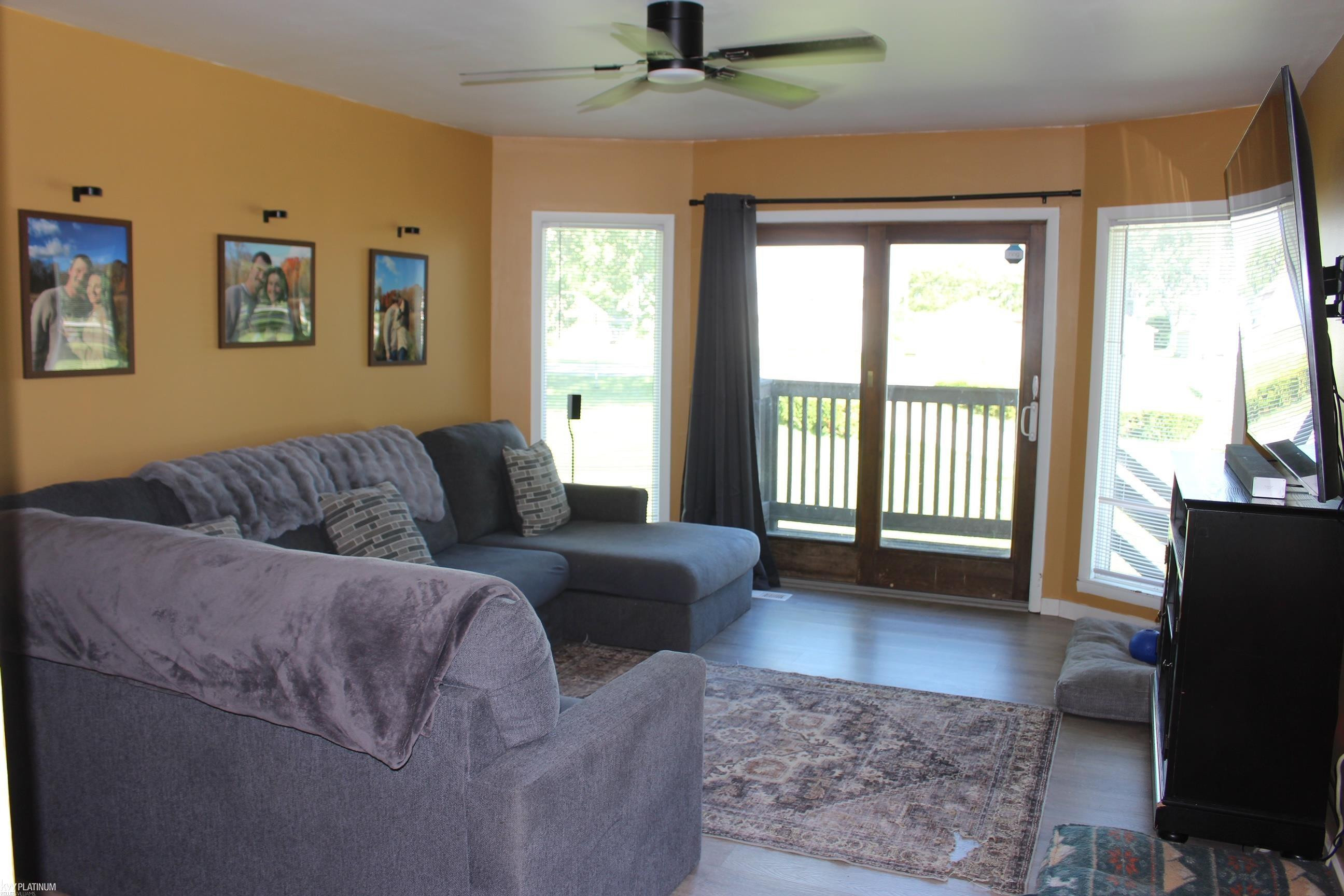 7938 River Road, MI — Photo 4