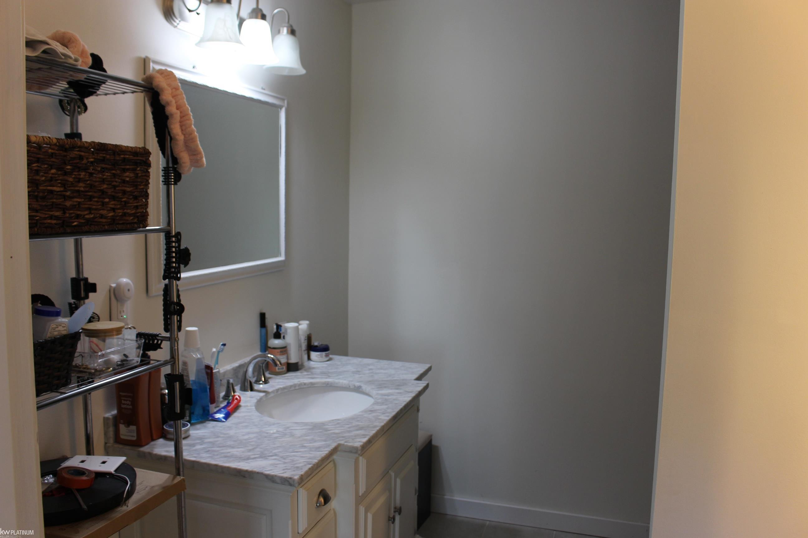7938 River Road, MI — Photo 10