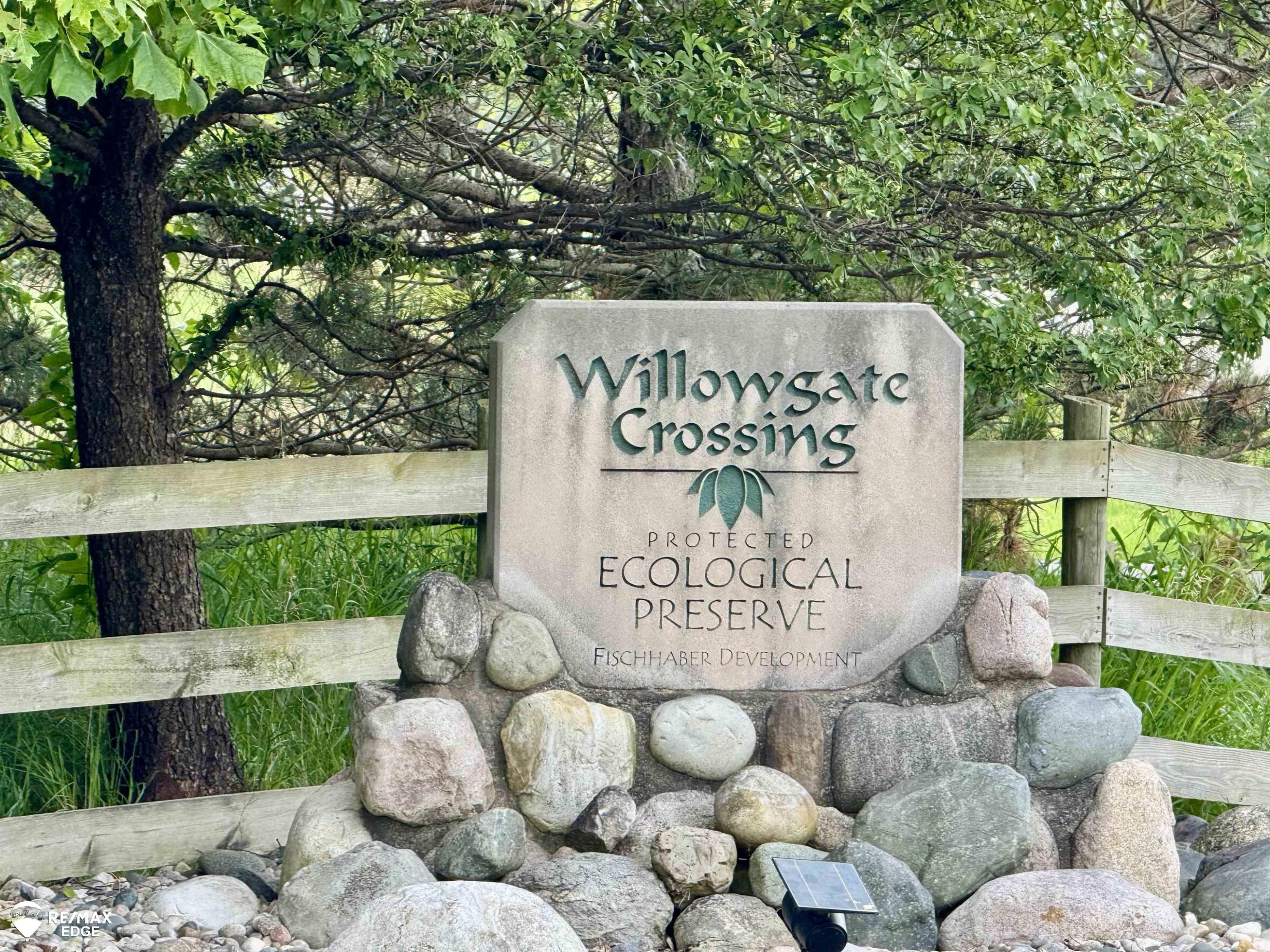 9030 Willowgate Lane, MI — Photo 2