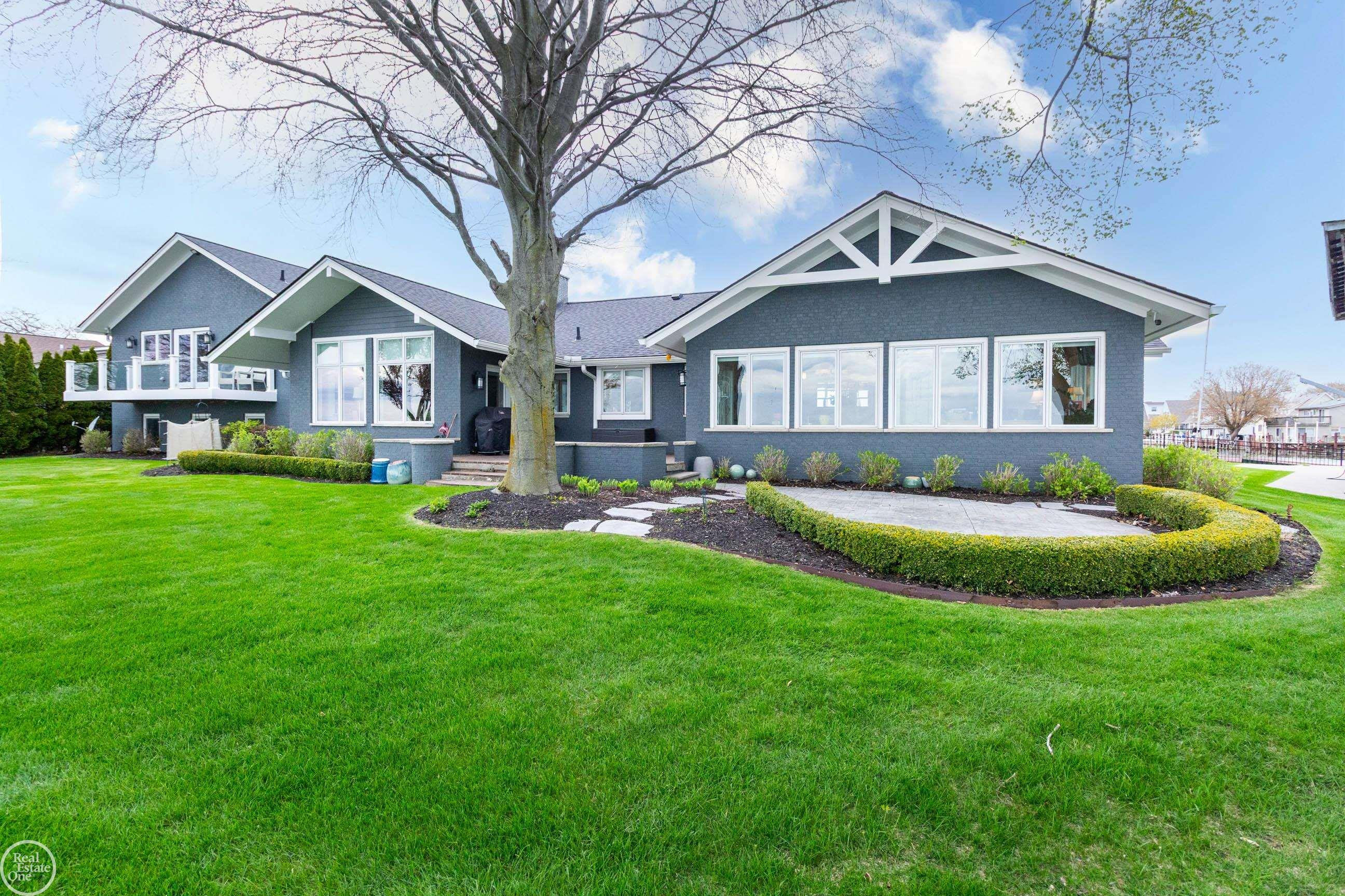 29303 S Seaway Court, MI — Photo 18