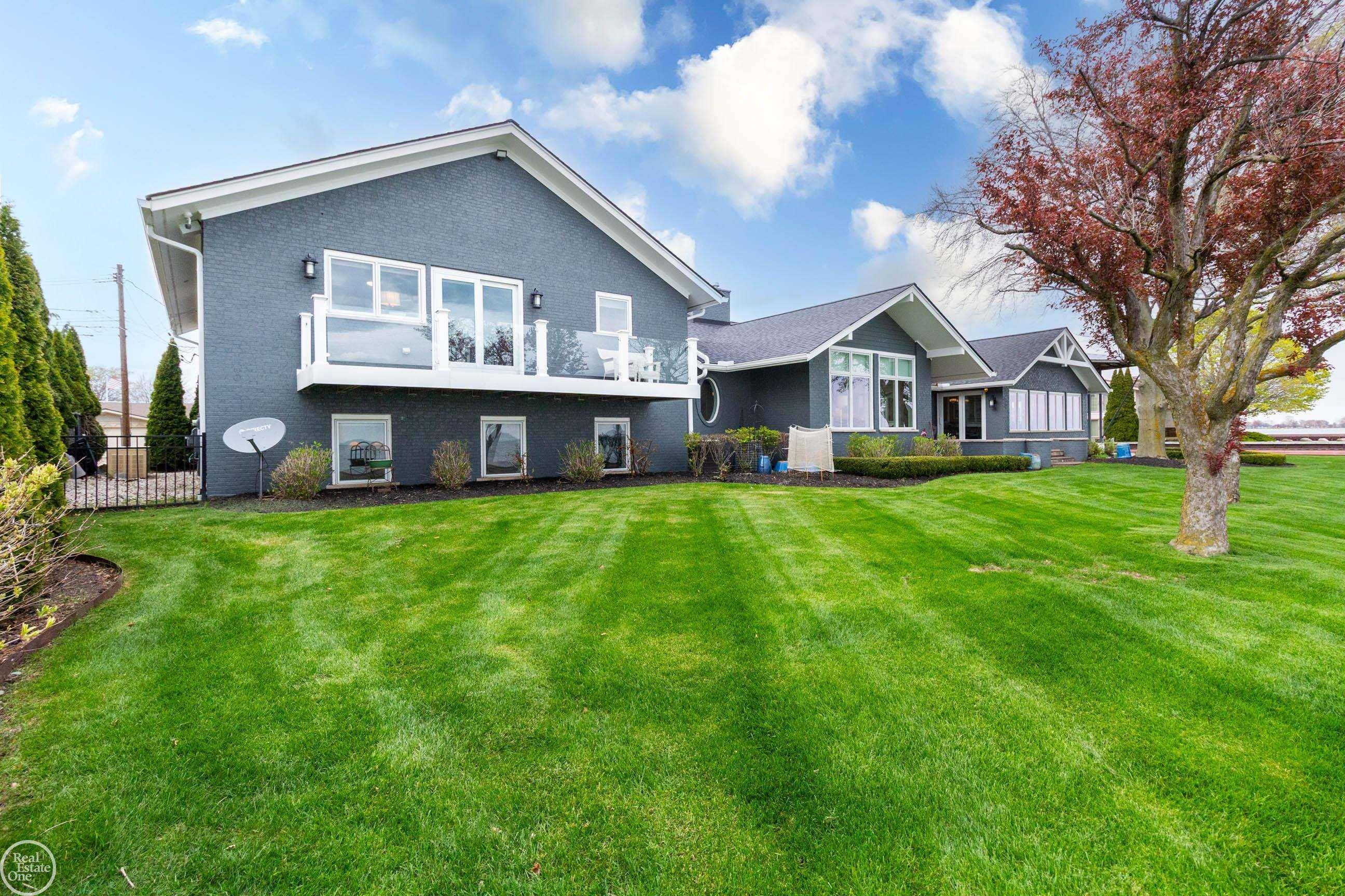 29303 S Seaway Court, MI — Photo 19