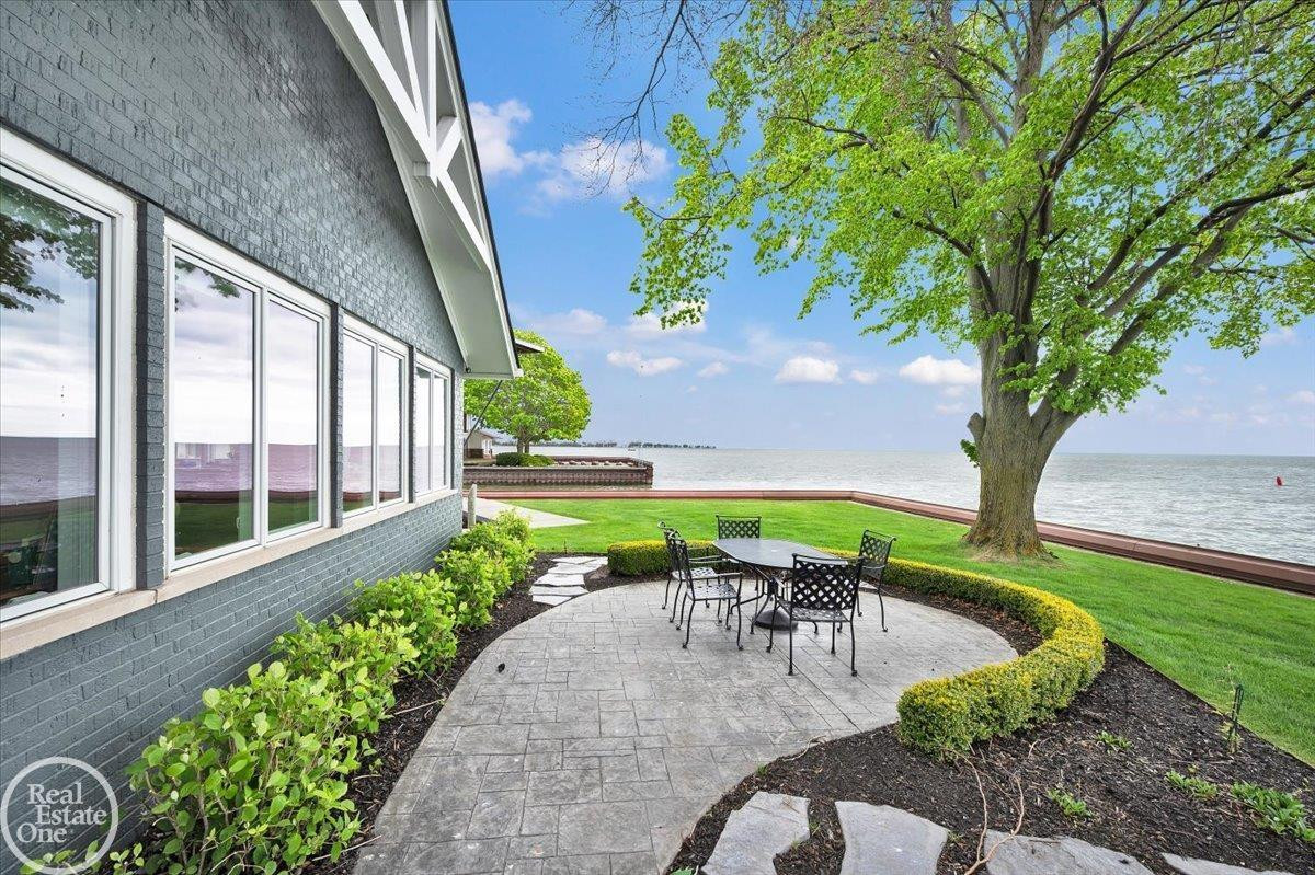 29303 S Seaway Court, MI — Photo 22