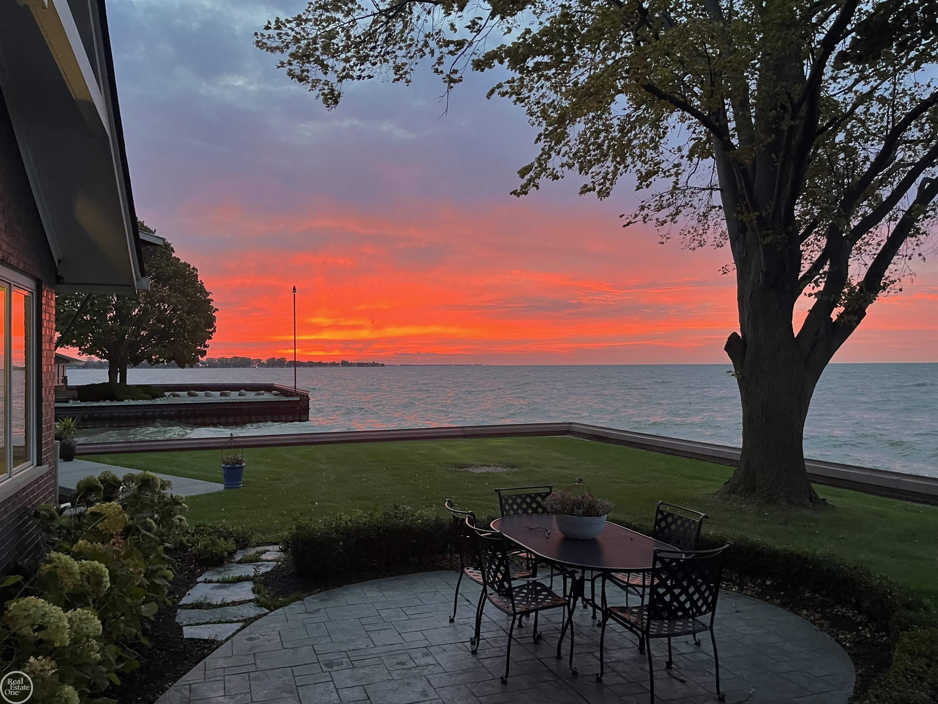 29303 S Seaway Court, MI — Photo 23