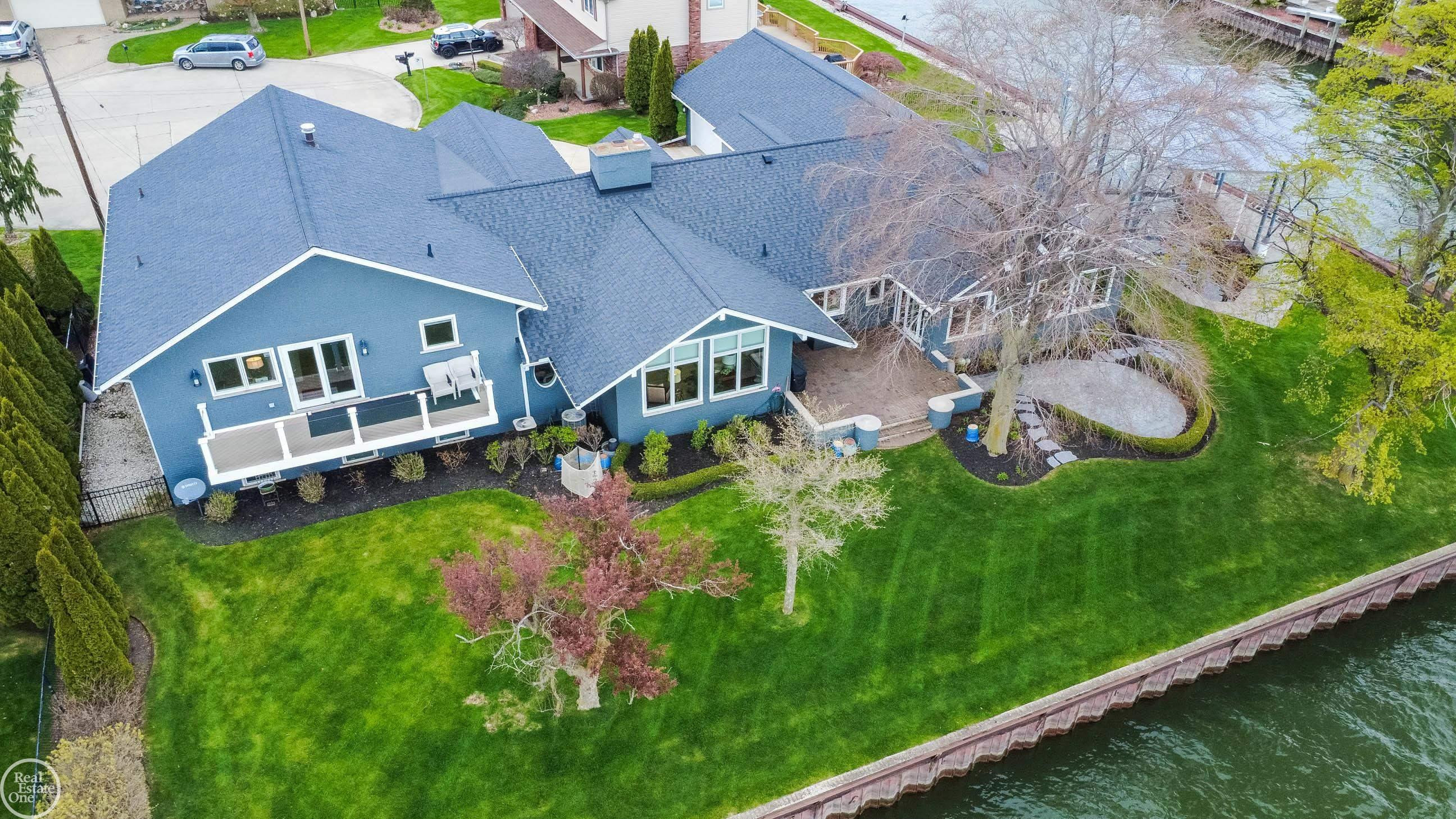 29303 S Seaway Court, MI — Photo 36