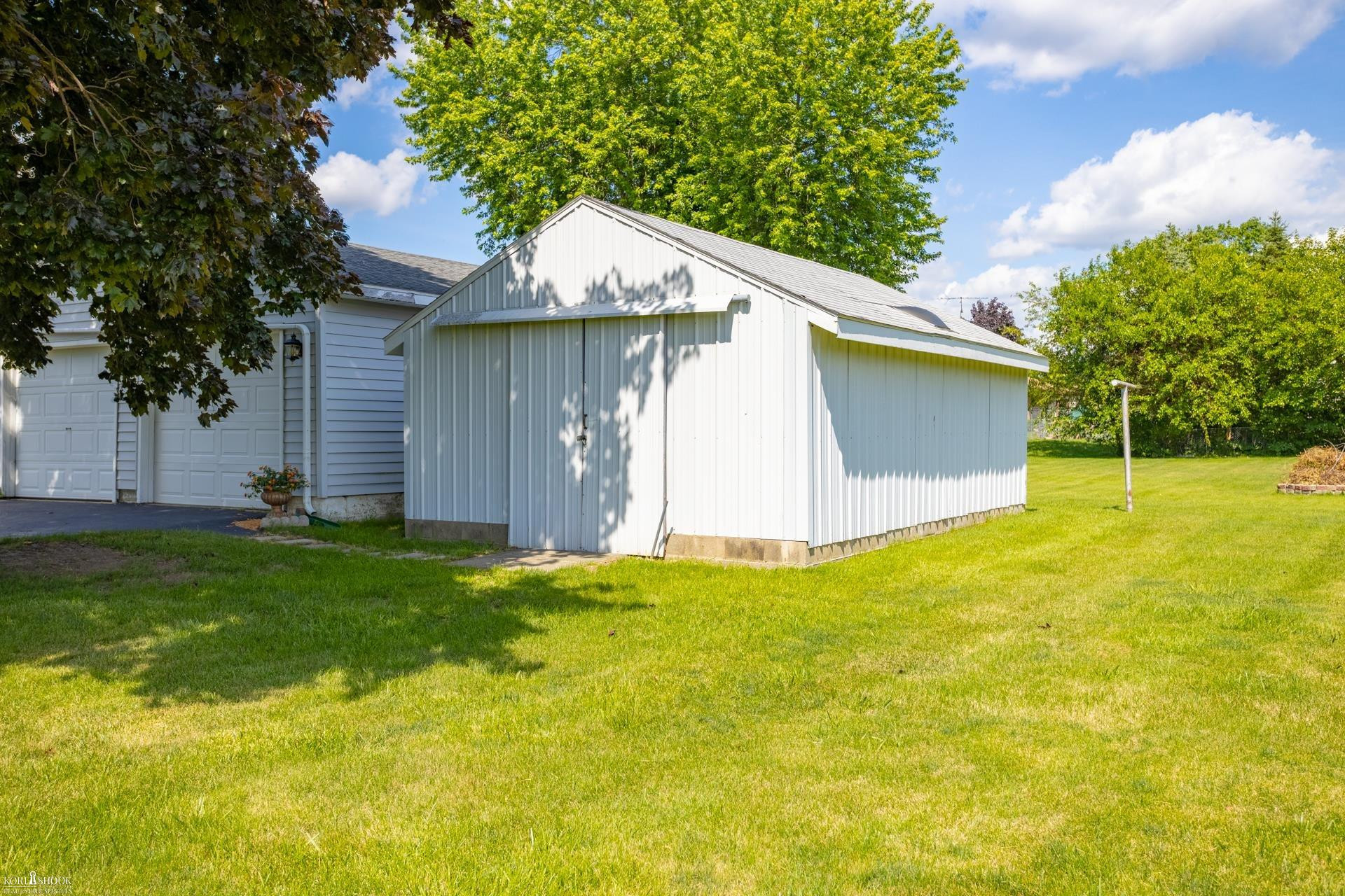 9960 E Newburg Road, Durand, MI 48429 — Photo 22