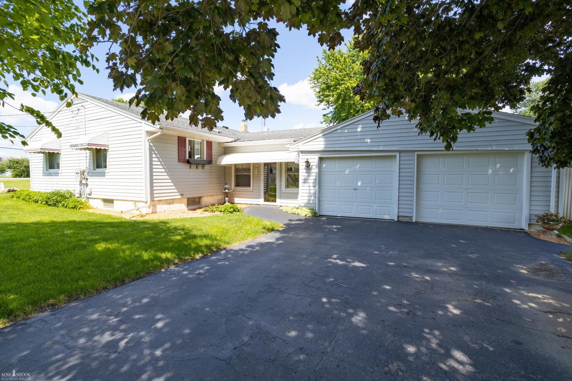 9960 E Newburg Road, Durand, MI 48429 — Photo 23