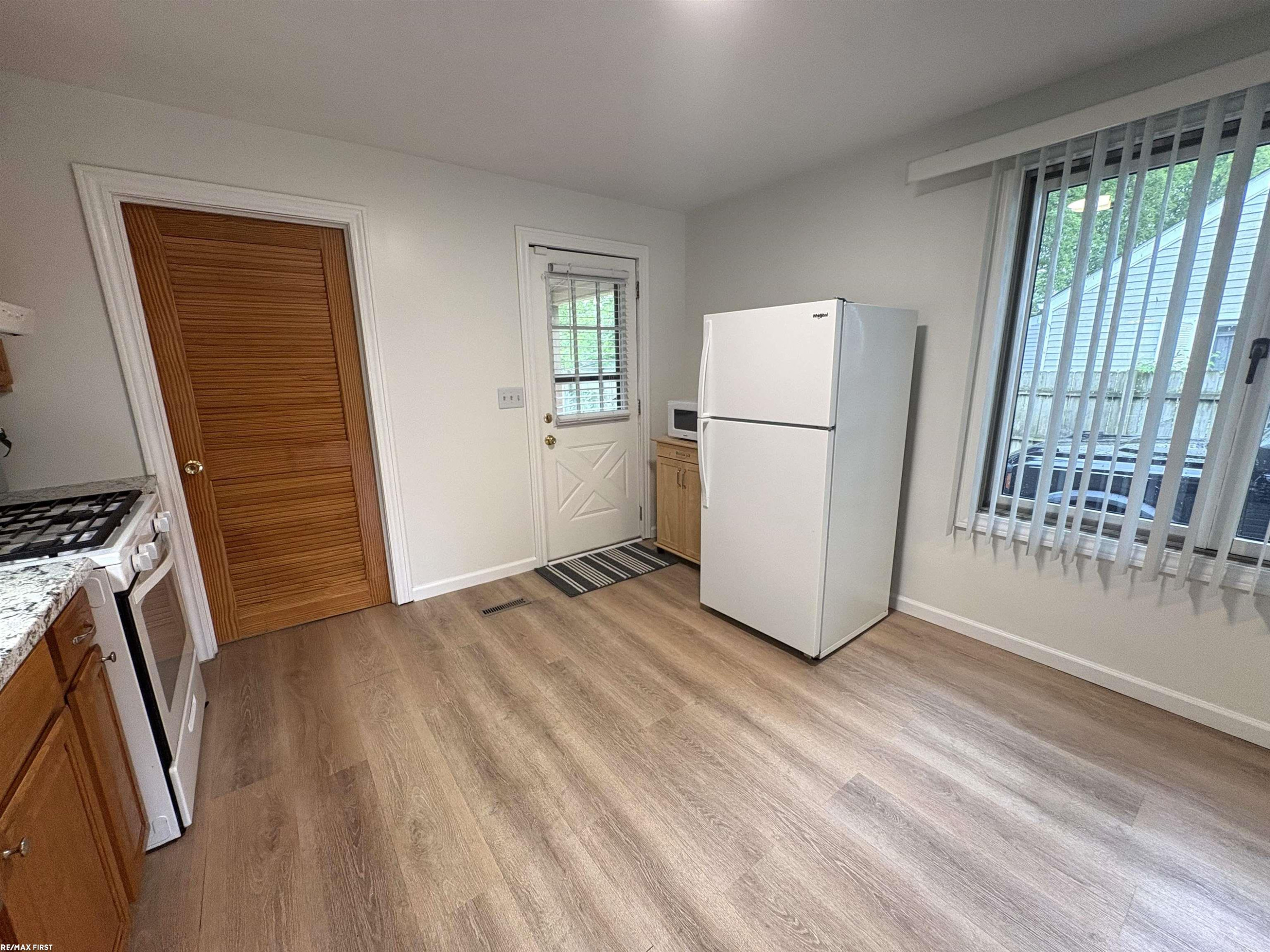 50850 Lempke Street, New Baltimore, MI 48047 — Photo 9