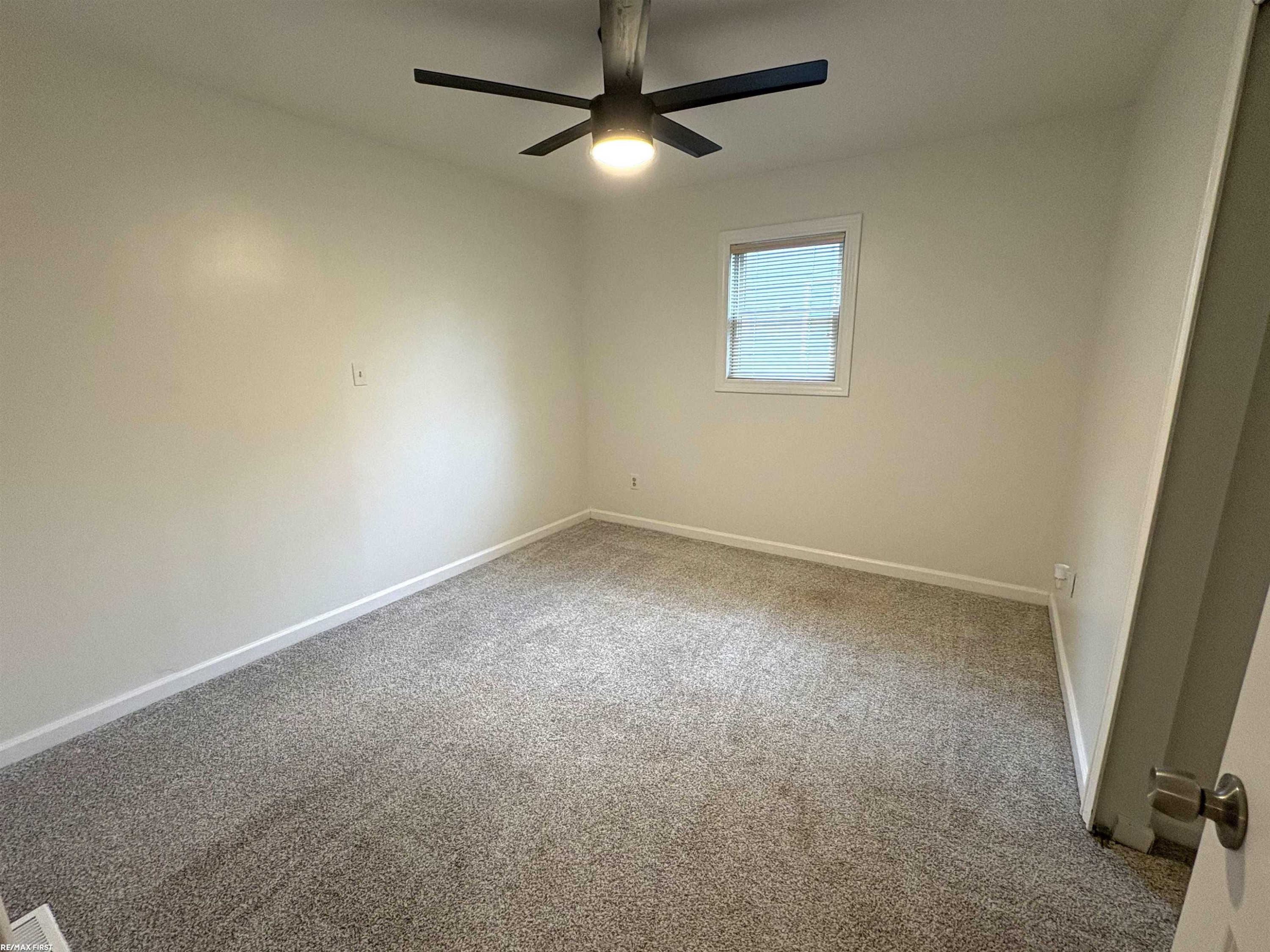 50850 Lempke Street, New Baltimore, MI 48047 — Photo 12