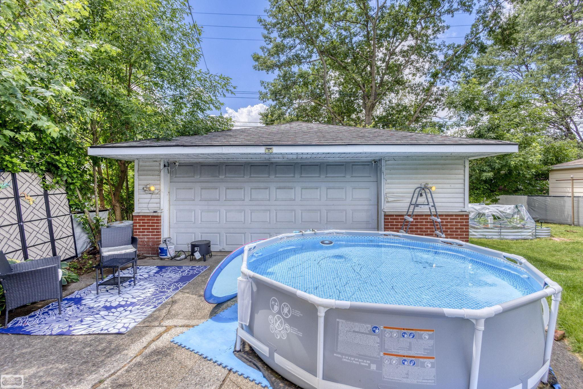 31557 Kelly Road, Fraser, MI 48026 — Photo 22